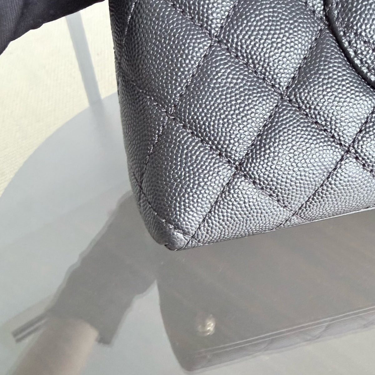 Chanel Coco Handle Medium - Caviar 29CM Quilted Black Gold Hardware Series 31