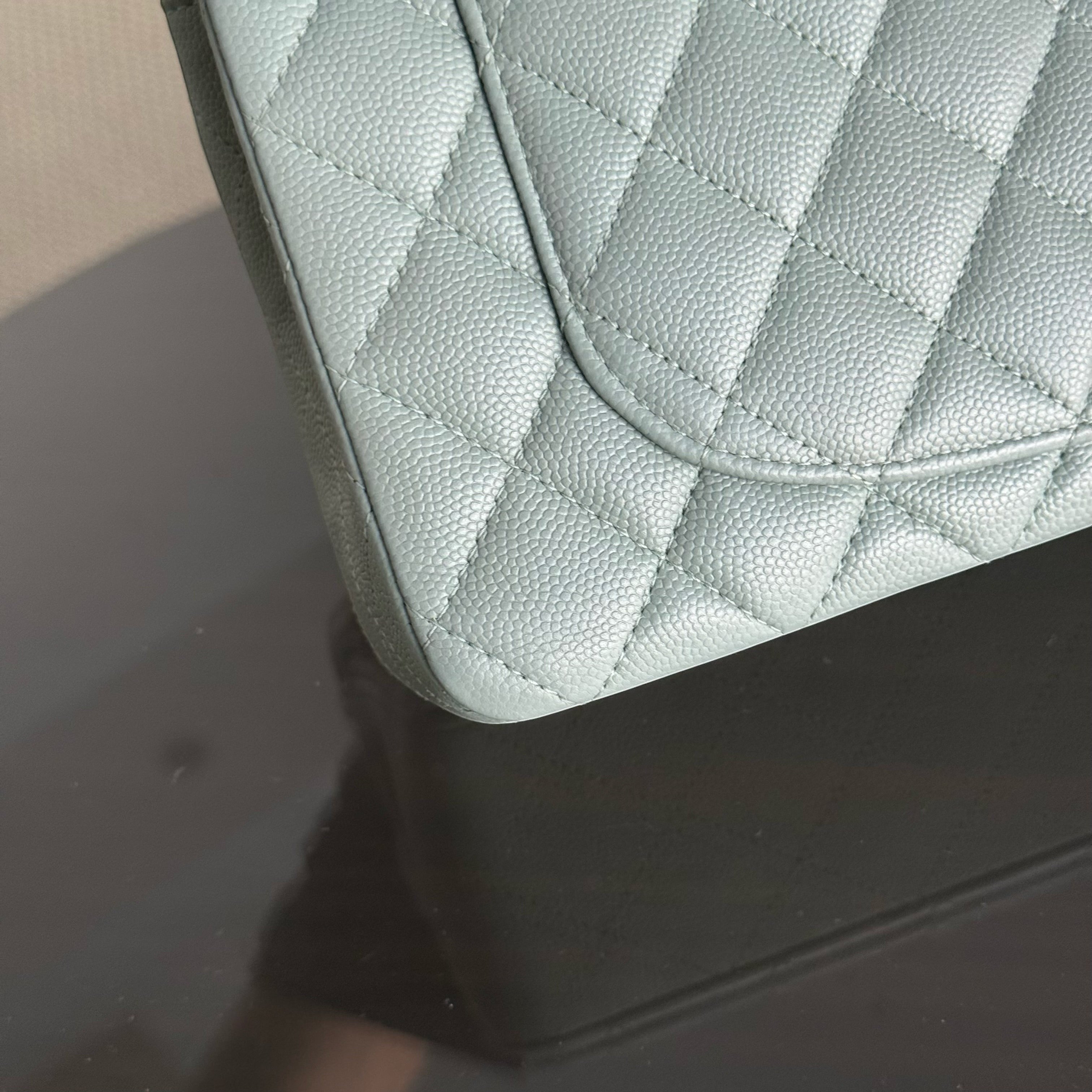 Chanel Classic Flap Small - Caviar 23CM Quilted Green Light Gold Hardware Microchip