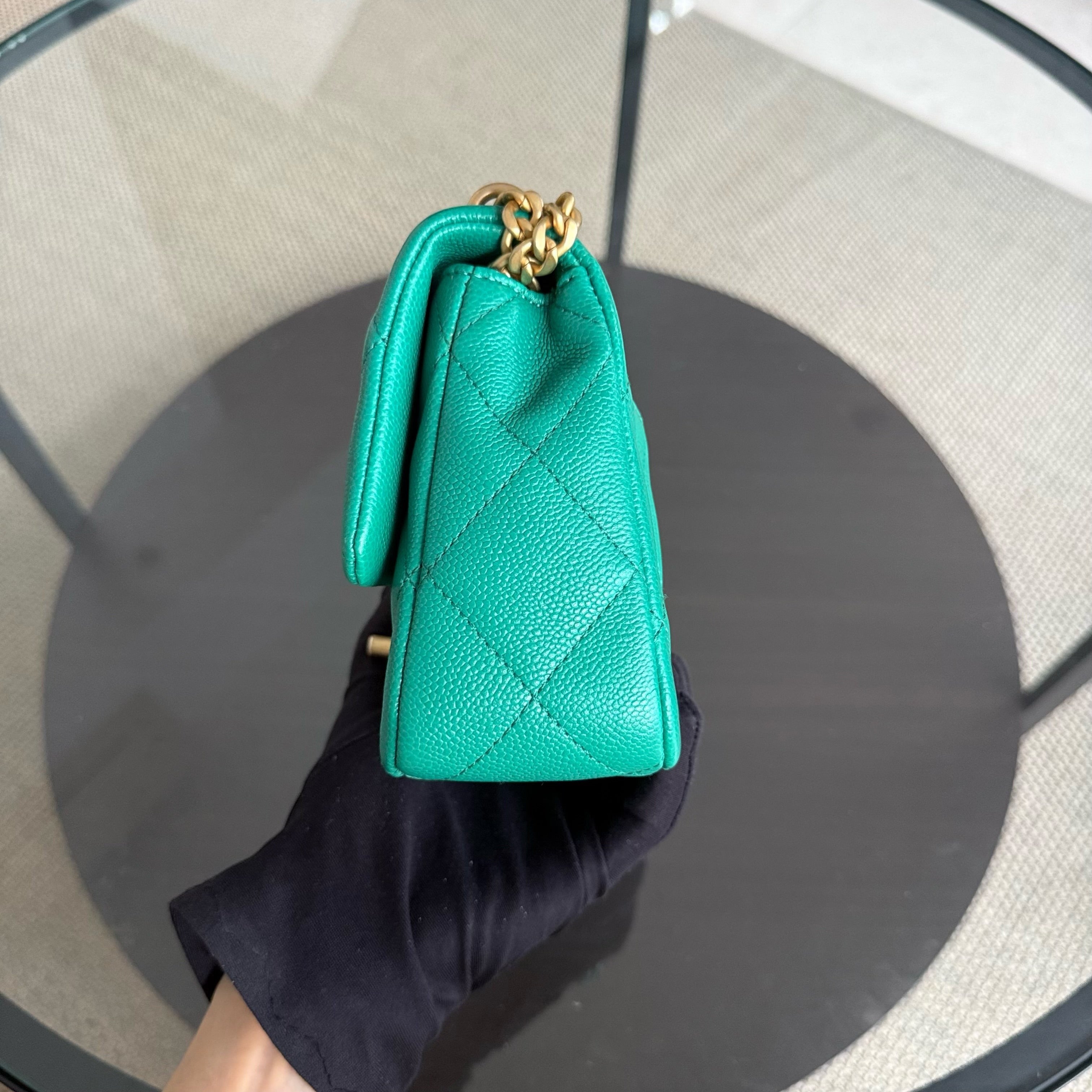 Chanel Flap Mini 21CM Sweetheart 23P - Caviar Quilted Emerald Green Gold Hardware Microchip