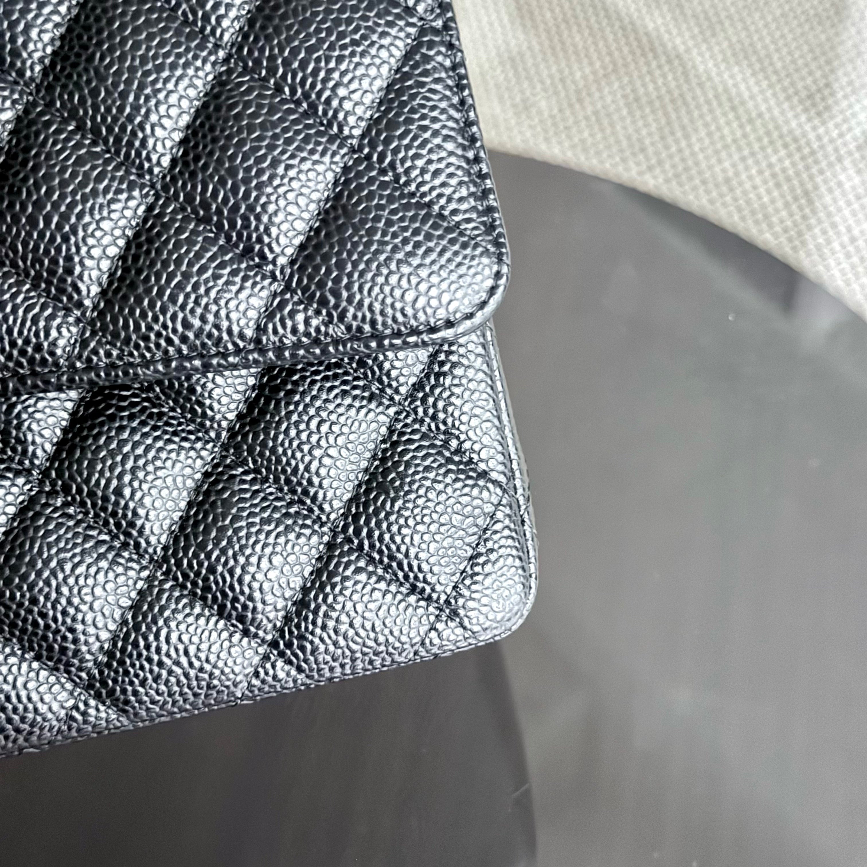 Chanel Classic Flap Medium - Caviar 25CM Quilted Black Gold Hardware Series 30