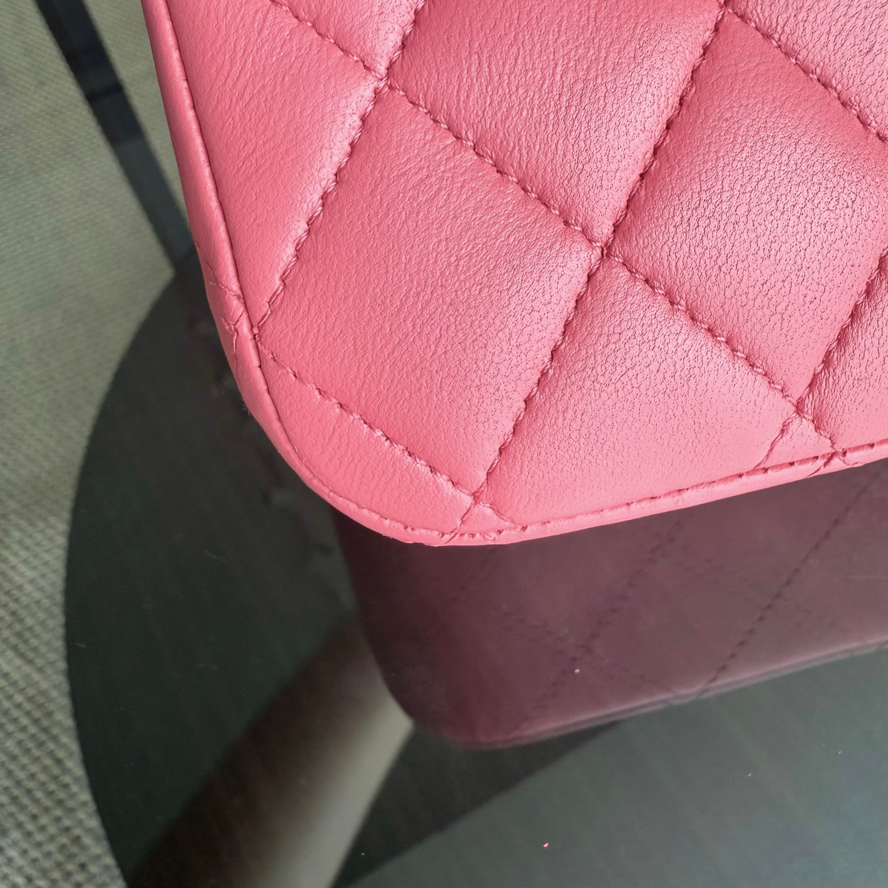 Chanel Classic Flap Medium - 25CM Quilted Lambskin Light Pink Gold Hardware Series 16