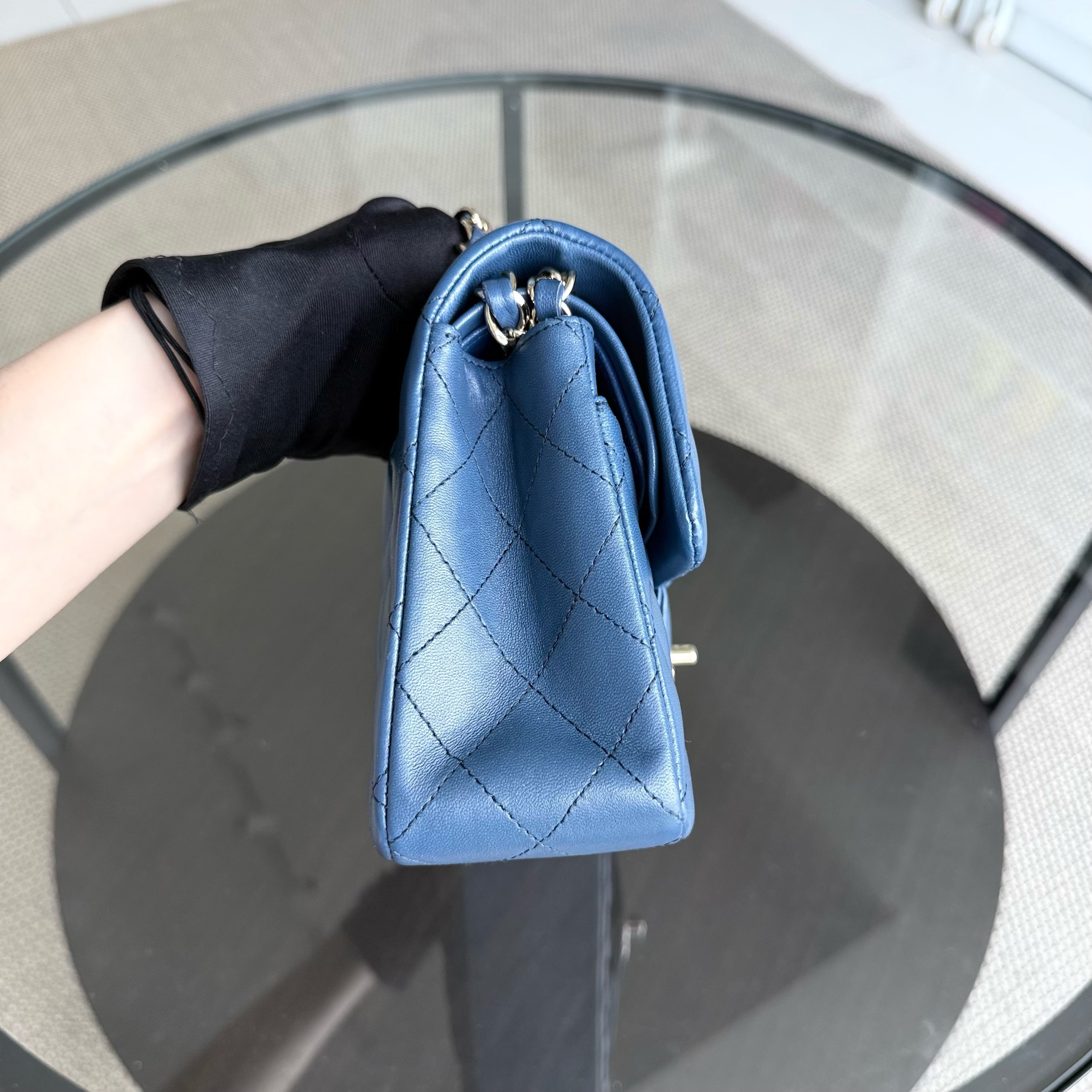 Chanel Classic Flap Small - Lambskin 23CM Dark Blue Gold Hardware Series 25