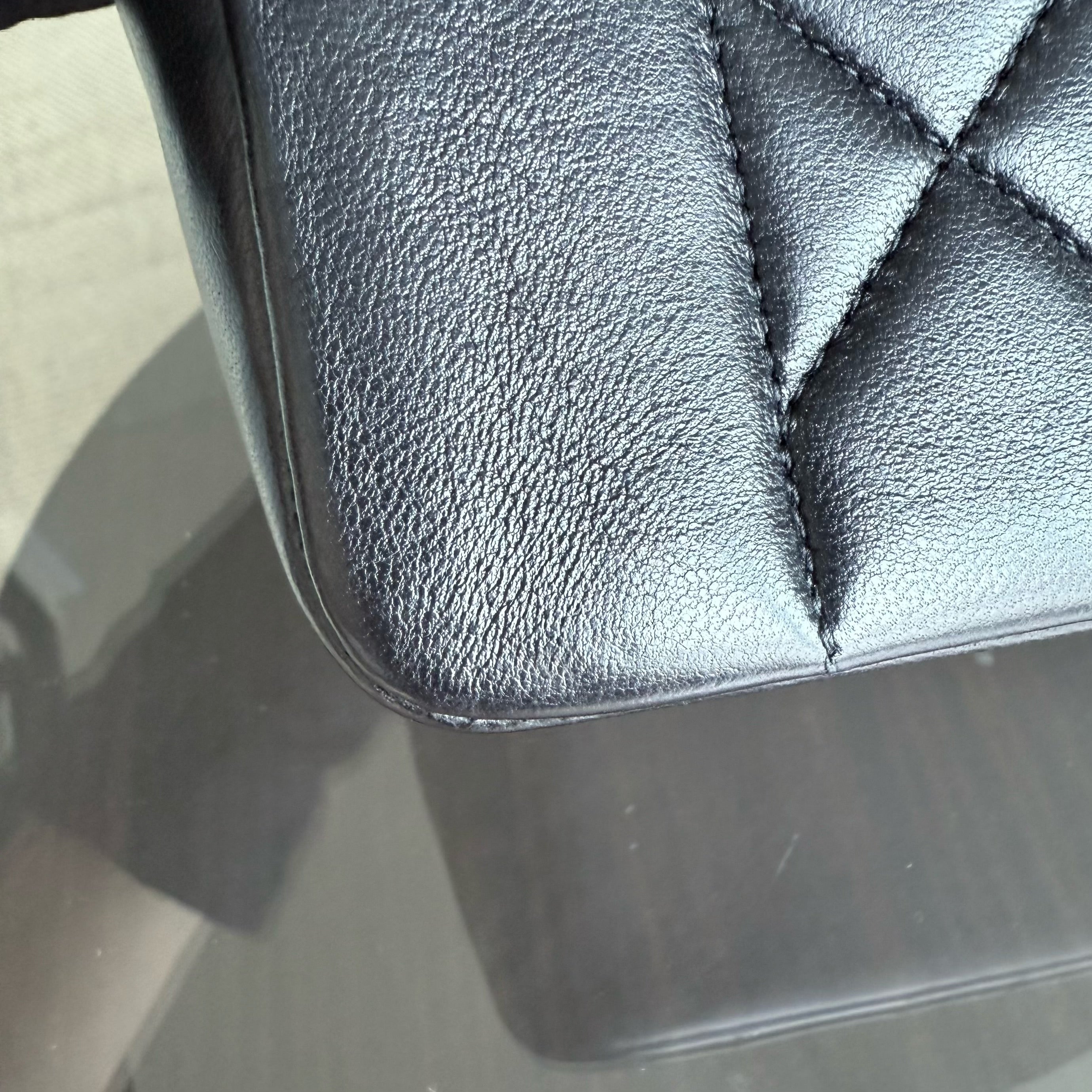 Chanel Diana Medium Vintage - Quilted Lambskin Black Gold Hardware Series 2