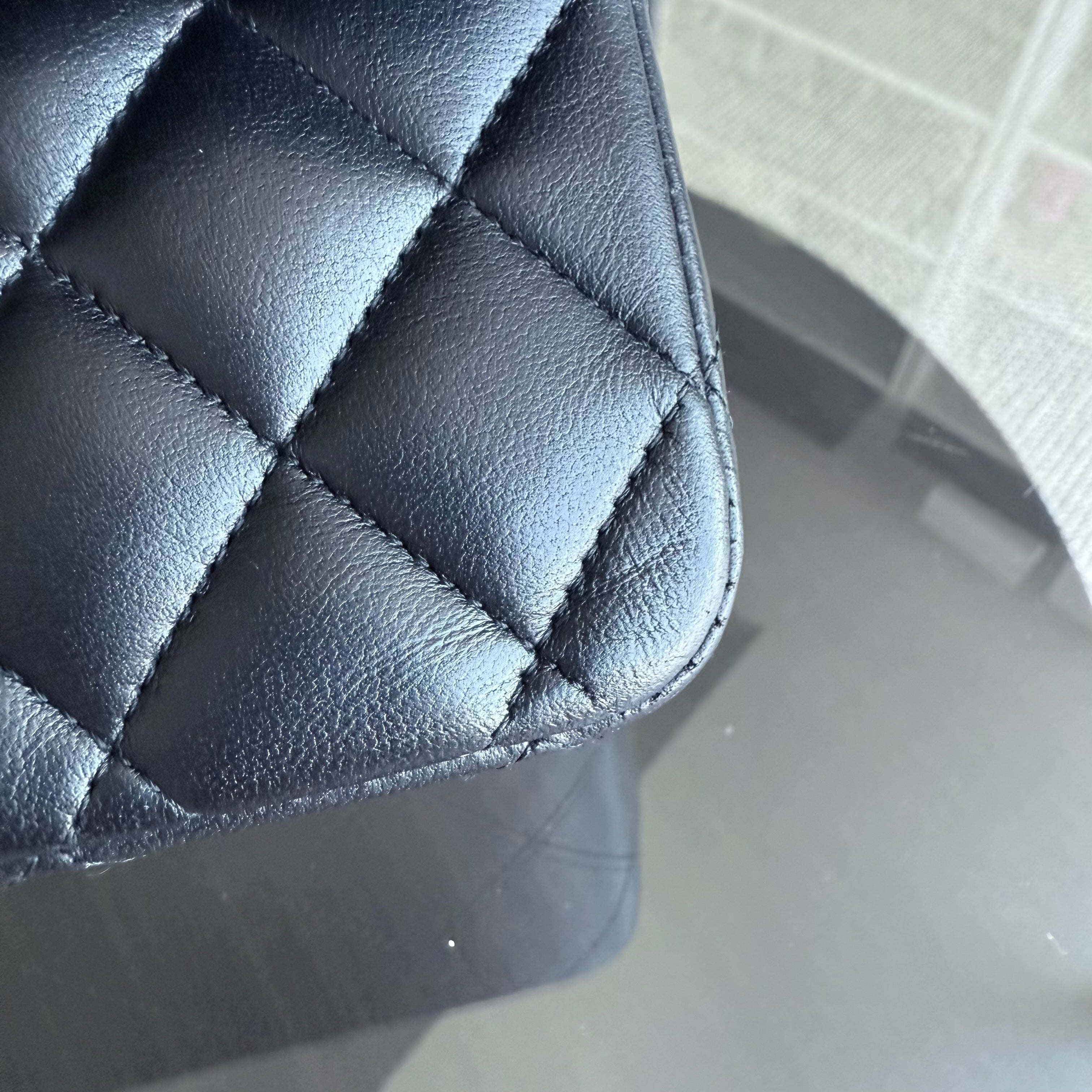 Chanel Classic Flap Medium - 25CM Quilted Lambskin Black Gold Hardware Series 28
