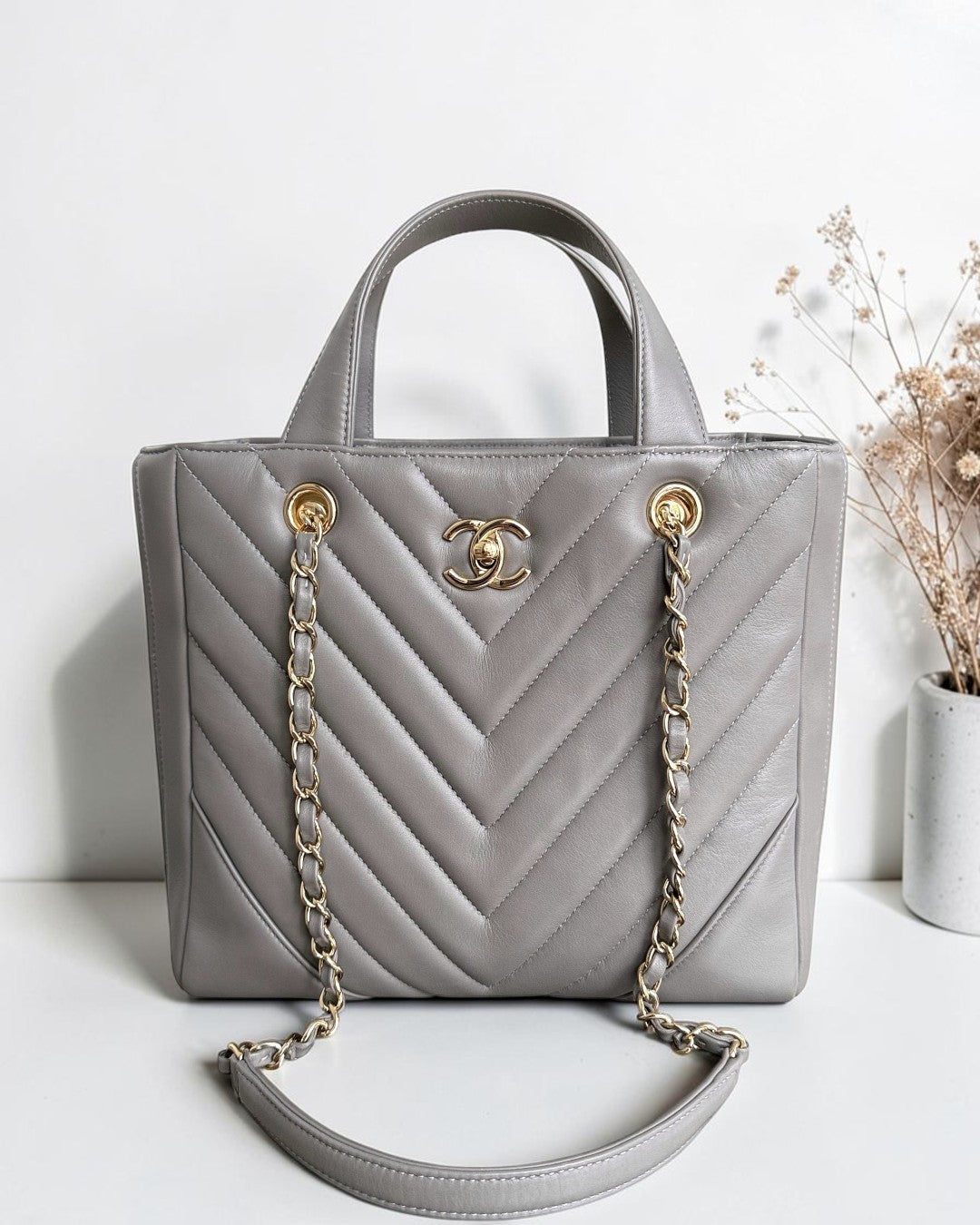 Chanel Chevron Statement Small - 26CM Tote Bag Series 26