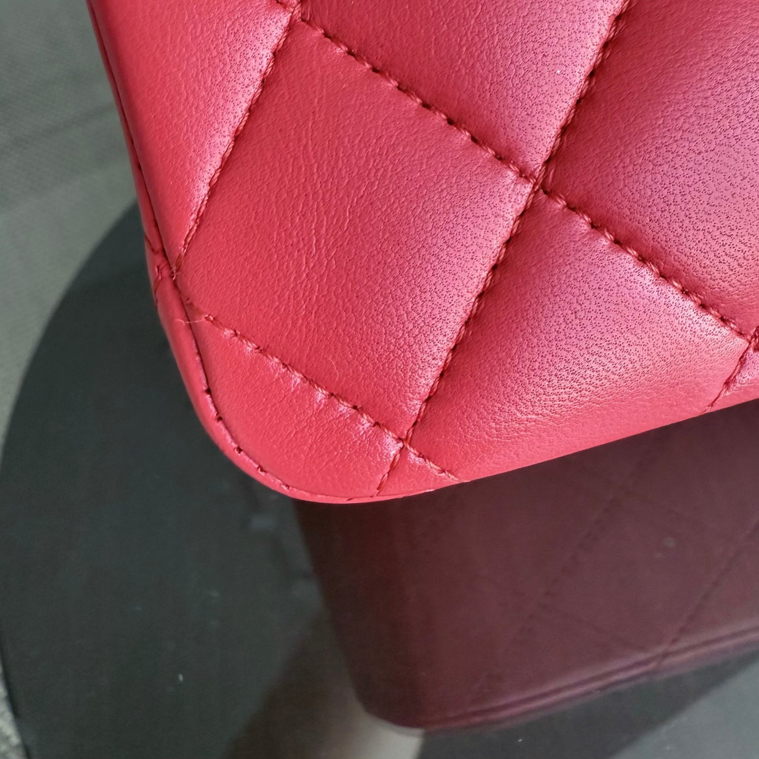 Chanel Classic Flap Medium - 25CM Quilted Lambskin Red Gold Hardware Series 13