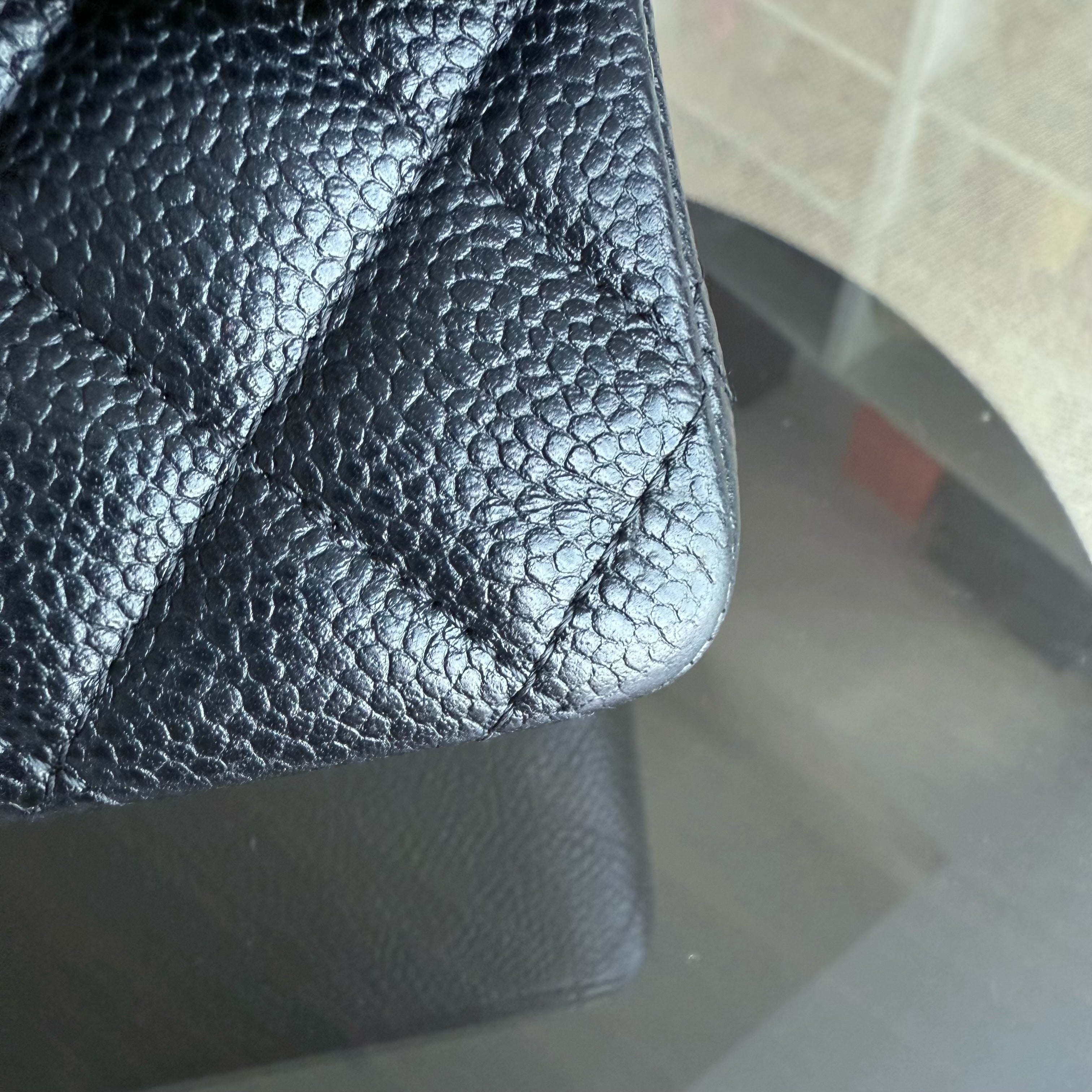 Chanel Classic Flap Medium - 25CM Quilted Caviar Black Gold Hardware Series 21