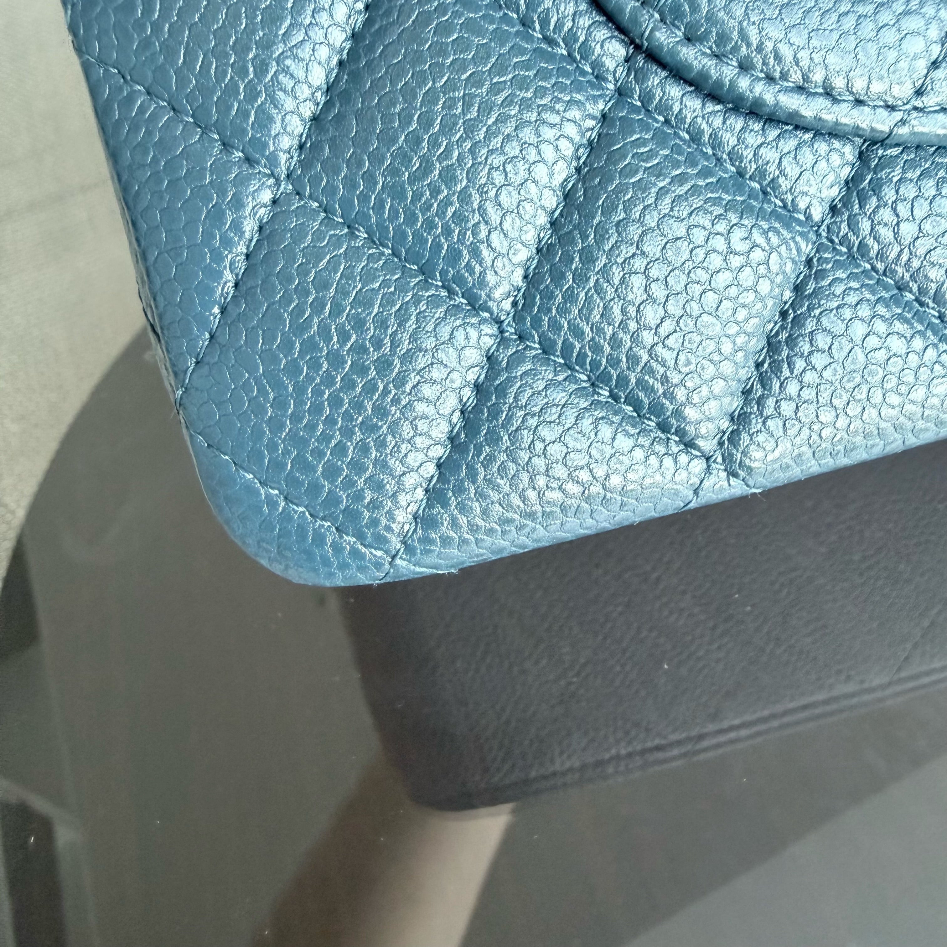 Chanel Classic Flap Medium - Caviar 25CM Quilted Blue Gold Hardware Series 20