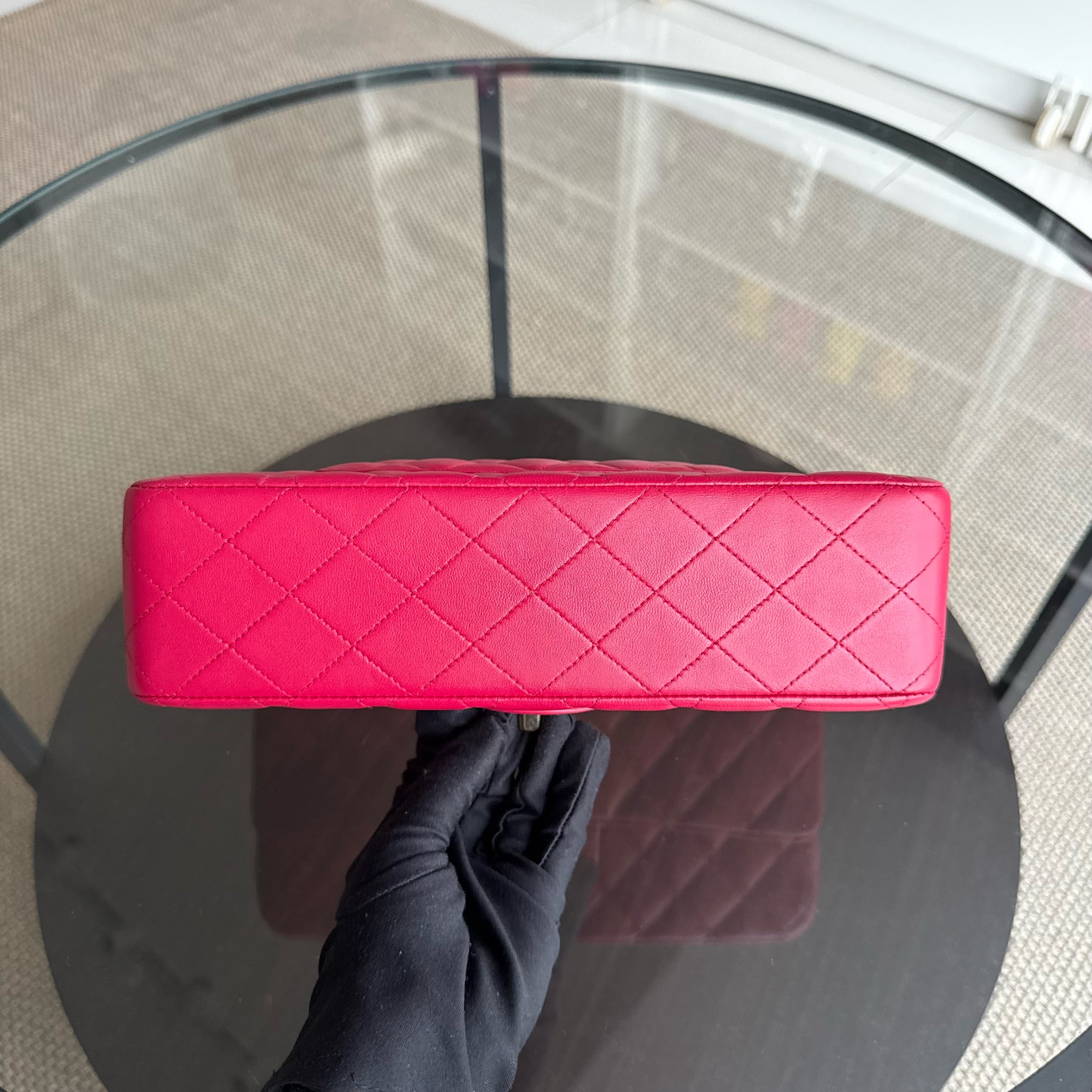 Chanel Classic Flap Medium - Quilted Lambskin 25CM Red Gold Hardware Series 21