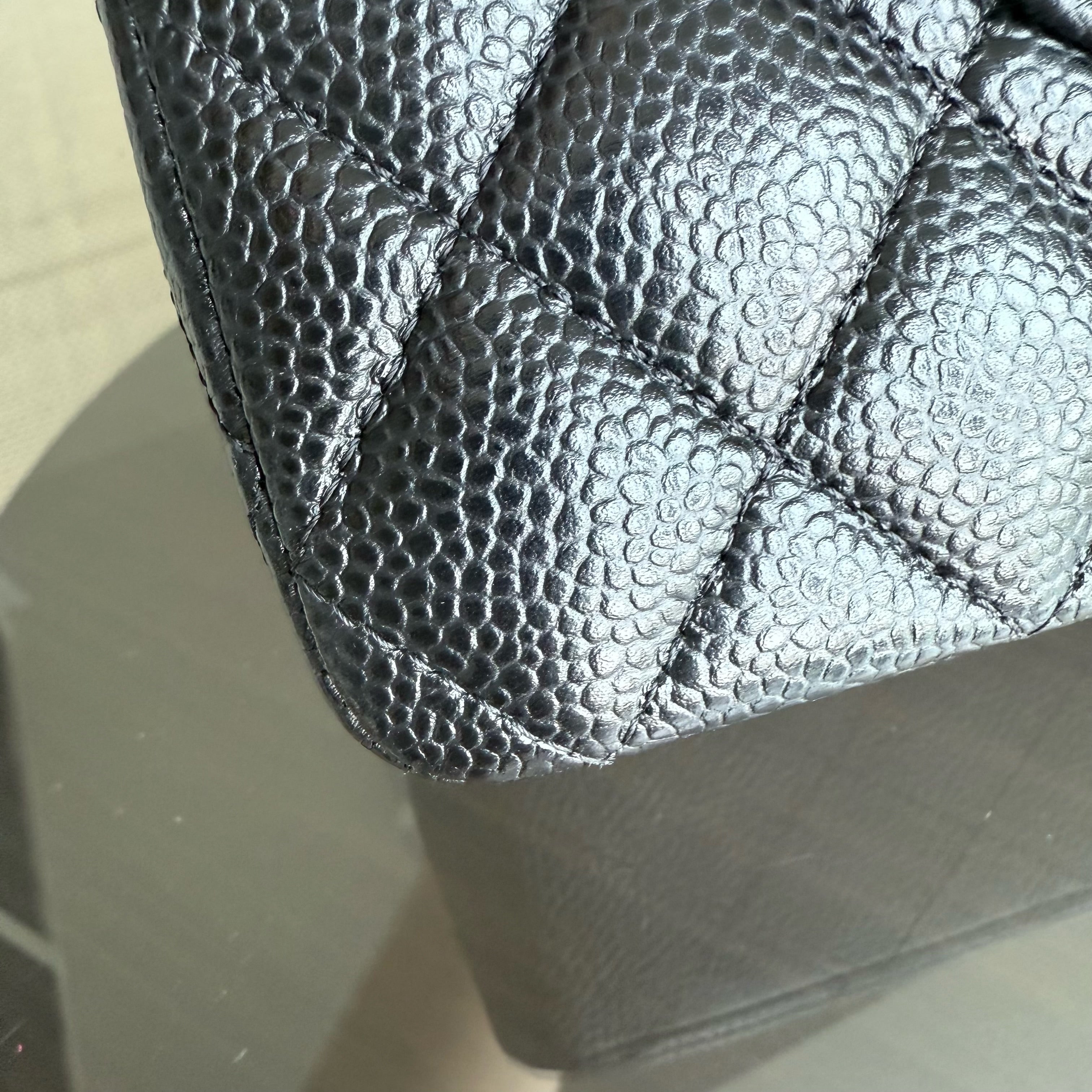 Chanel Classic Flap Medium - Caviar 25CM Quilted Black Gold Hardware Series 27