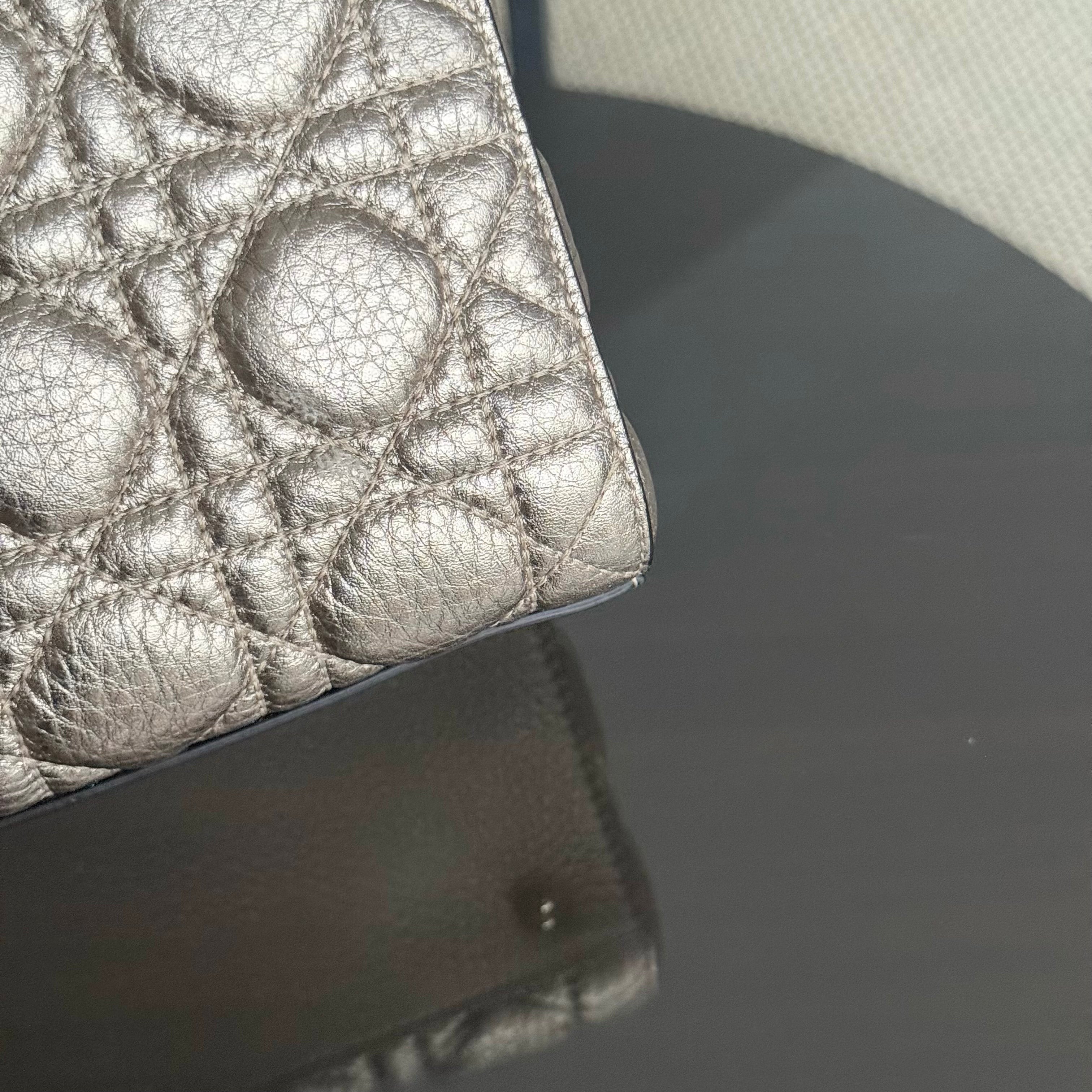 Dior Lady Medium Flap - Cannage Metallic Gold Gold Hardware