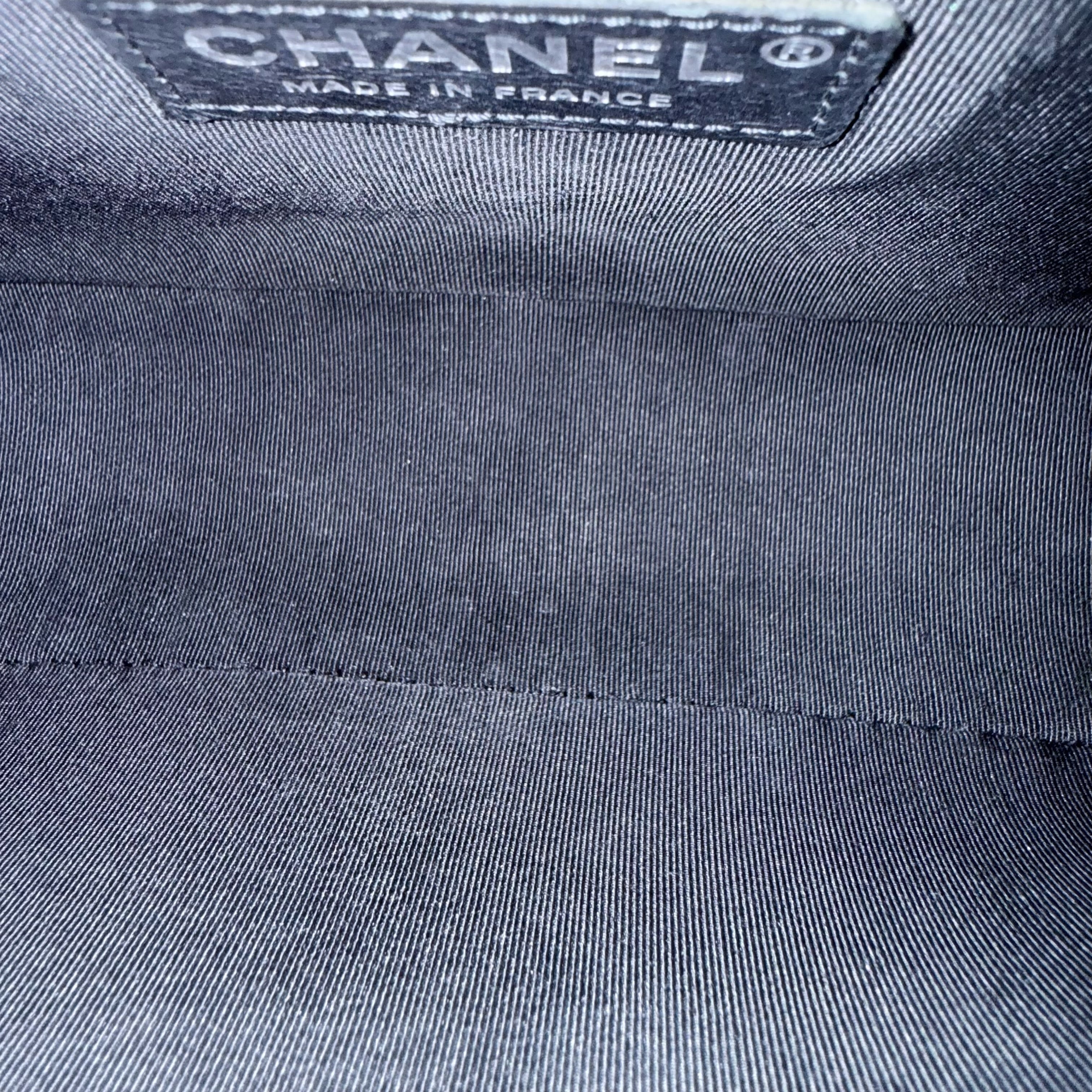 Chanel Boy Medium - 25CM Chevron Caviar Black Ruthenium Silver Hardware Series 29