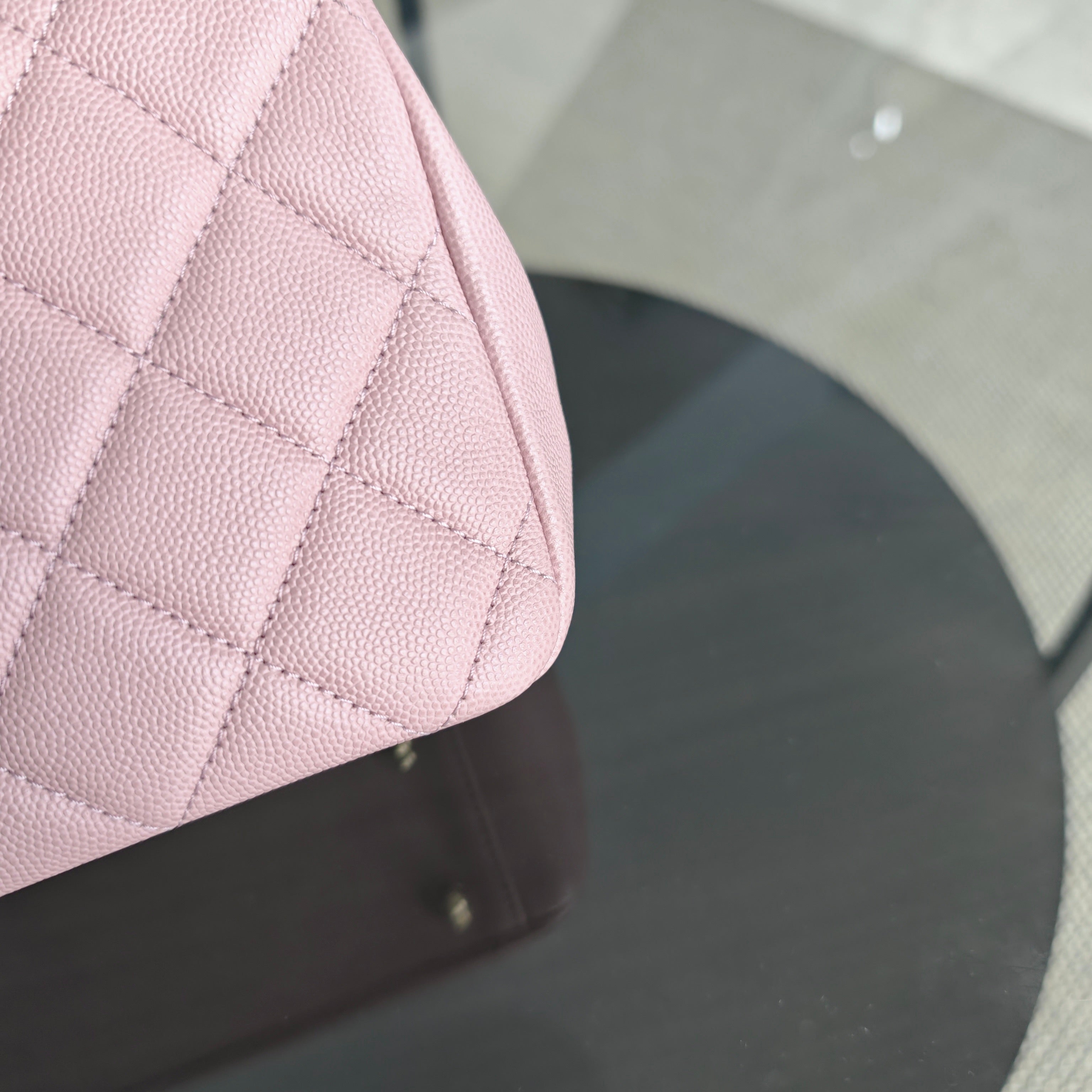 Chanel Business Affinity - Medium 23CM Caviar Quilted Sakura Light Pink Gold Hardware Series 25
