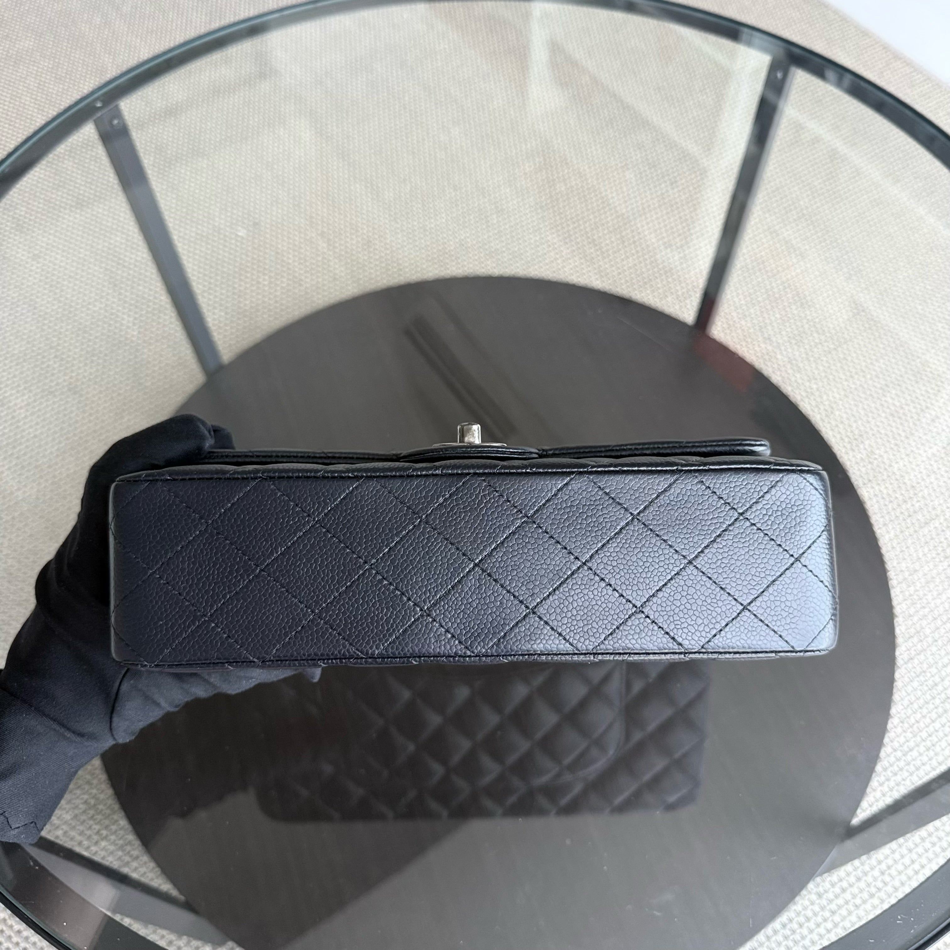 Chanel Classic Flap Medium - Caviar Quilted Grained Calfskin Dark Blue Silver Hardware Series 21