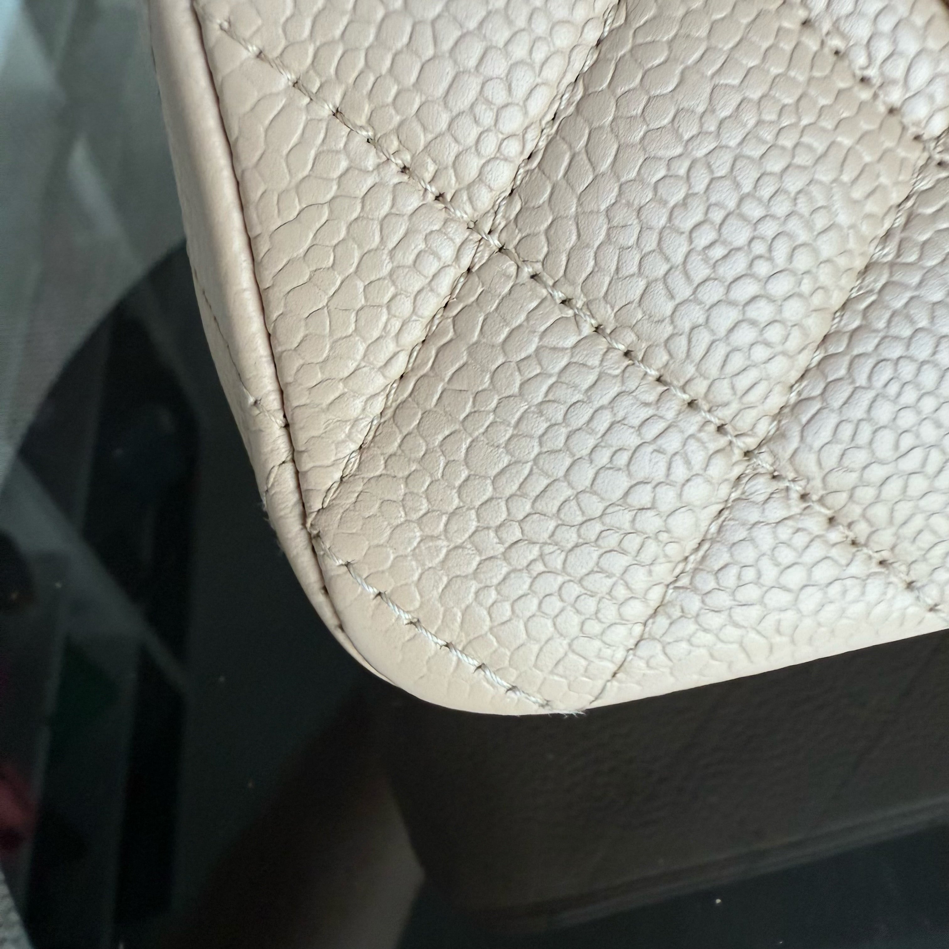 Chanel Classic Flap Medium - Caviar 25CM Quilted Grained Calfskin Beige Gold Hardware Series 14