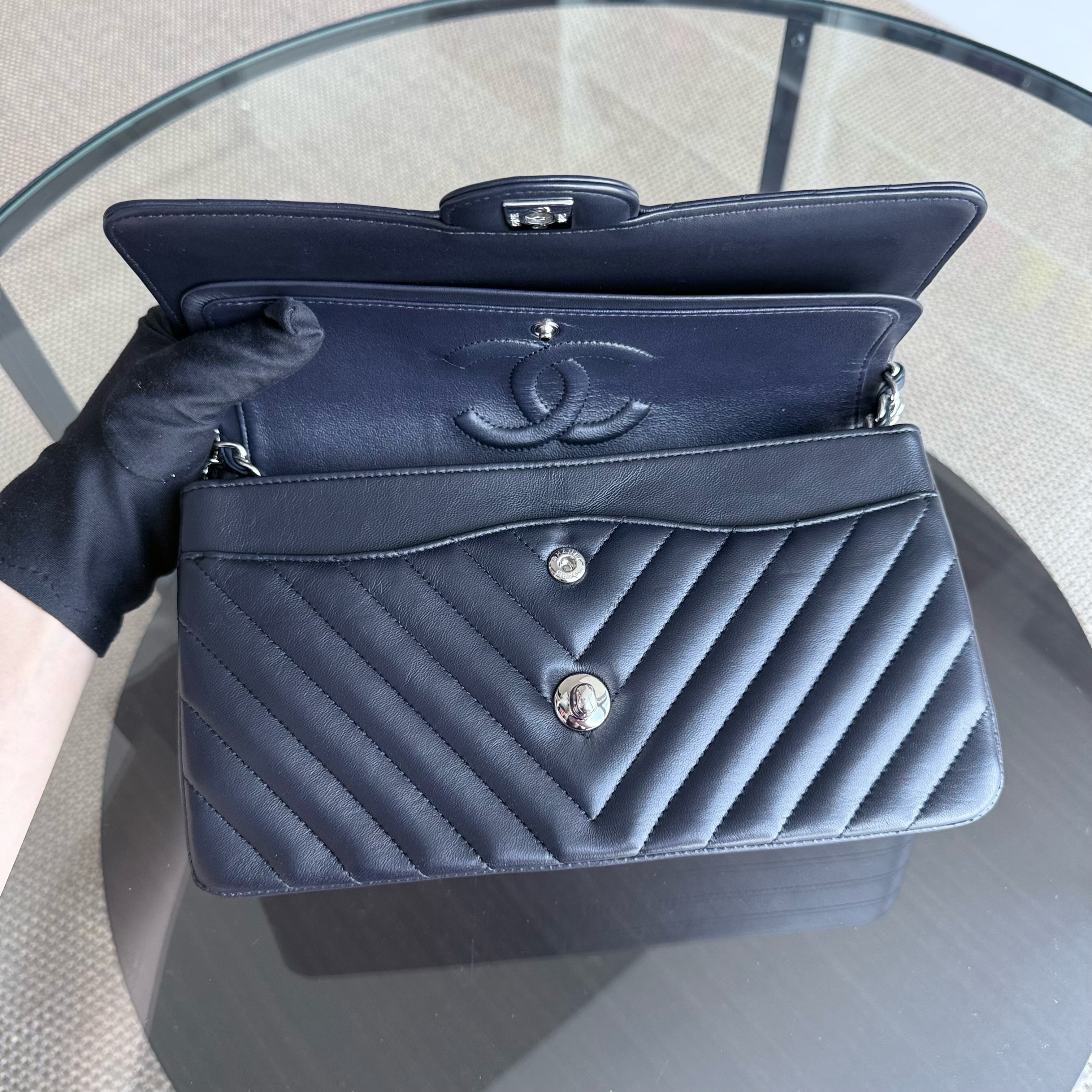 Chanel Classic Flap Medium - 25CM Chevron Lambskin Midnight Dark Blue Silver Hardware Series 25