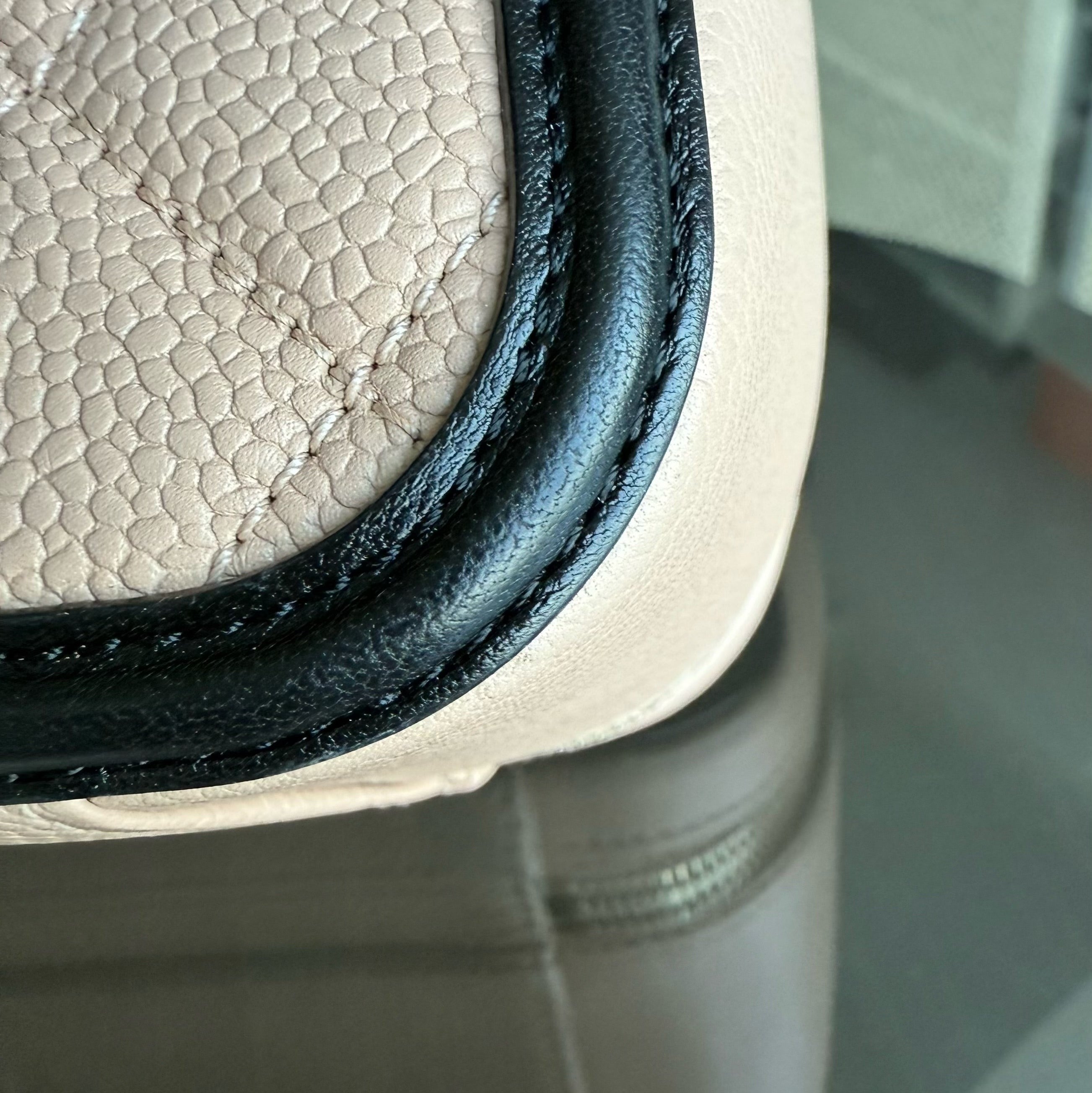 Chanel Camera Filigree Box Bag Large - Caviar Quilted Grained Calfskin Black Beige Gold Hardware Series 23