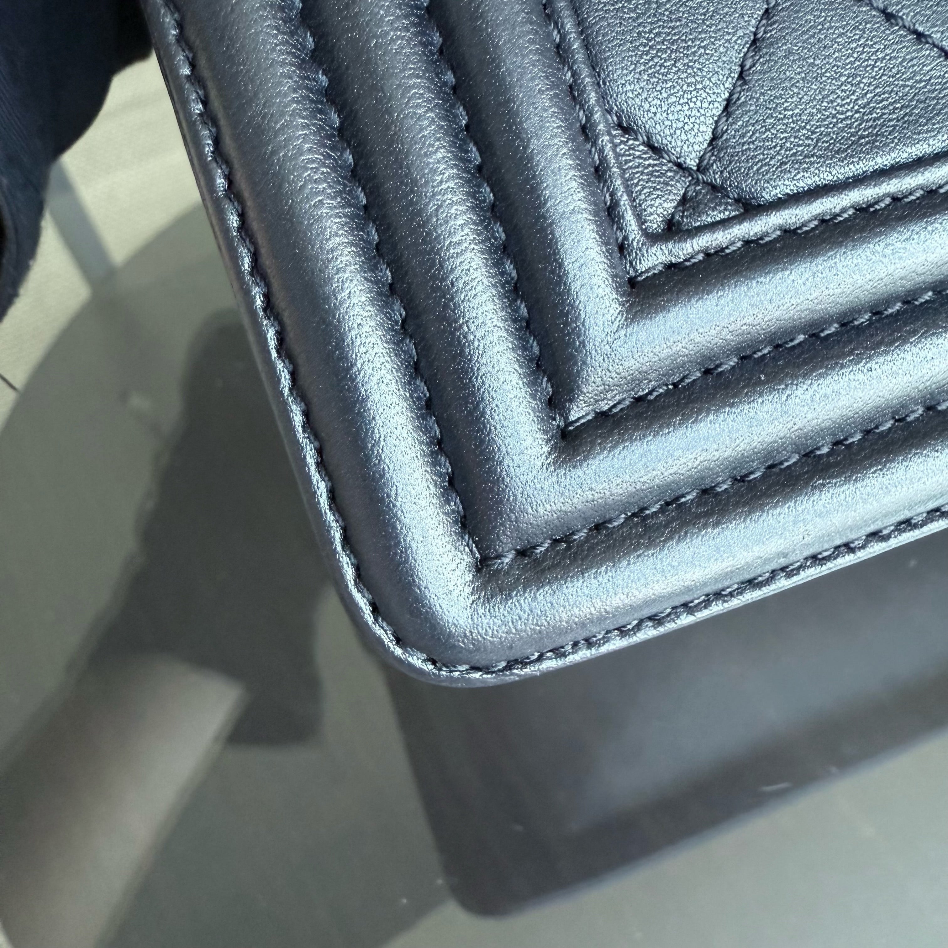 Chanel Boy New Medium - 28CM Quilted Lambskin Black Gold Hardware Series 19