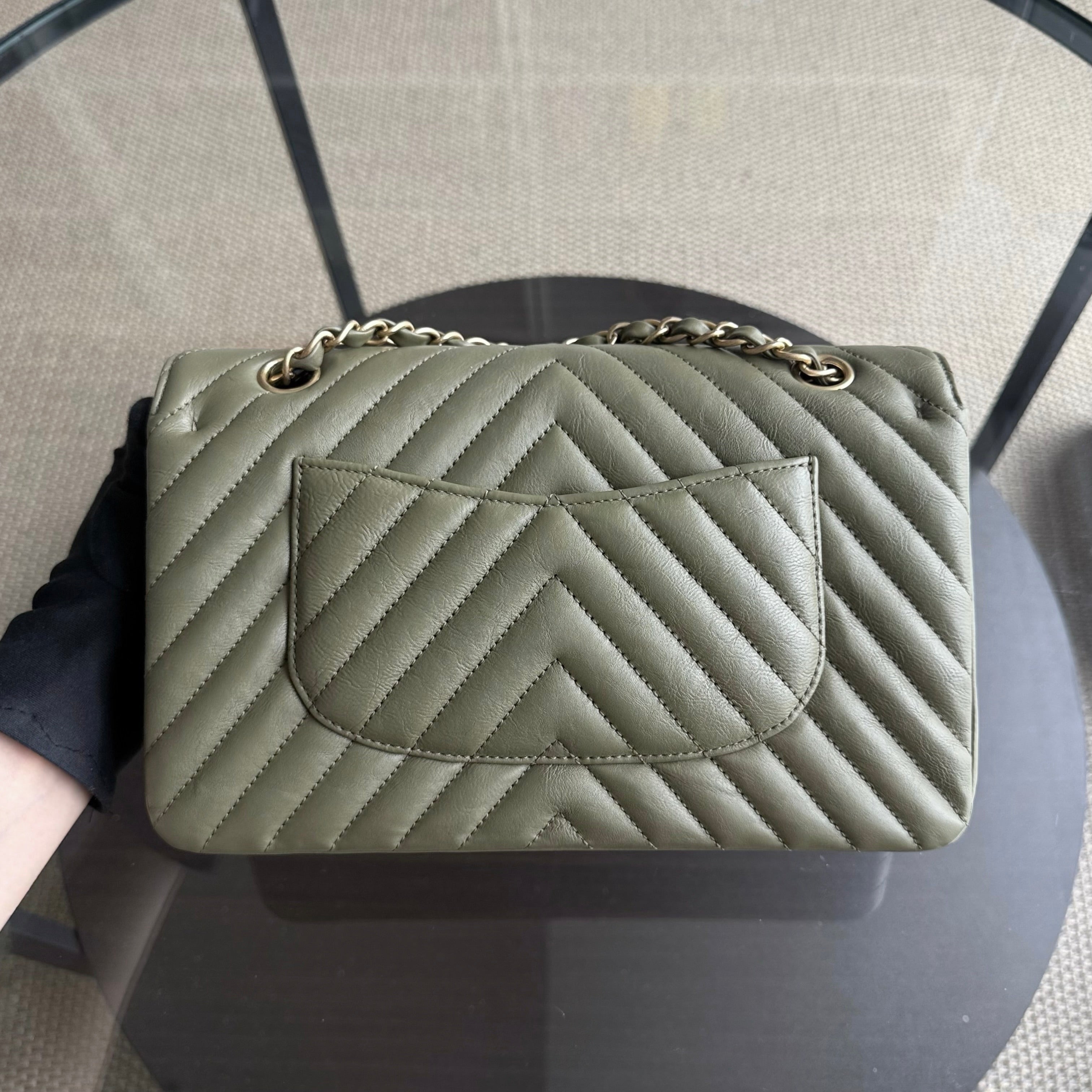 Chanel Classic Flap Medium - 25CM Chevron Grained Calfskin Olive Green Gold Hardware Series 23