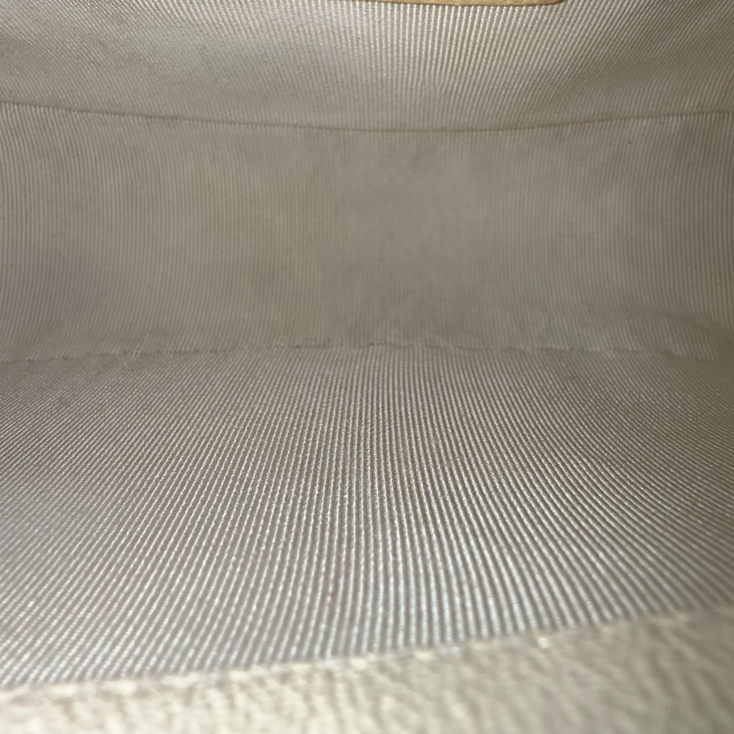 Chanel Boy Small - Caviar Quilted Cream White Gold Hardware 27