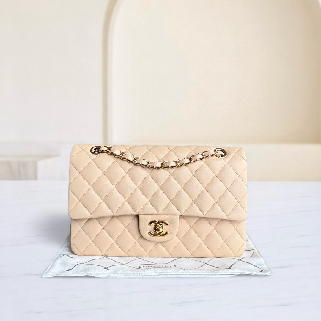 Chanel Classic Flap Medium - 25CM Quilted Lambskin Beige Gold Hardware