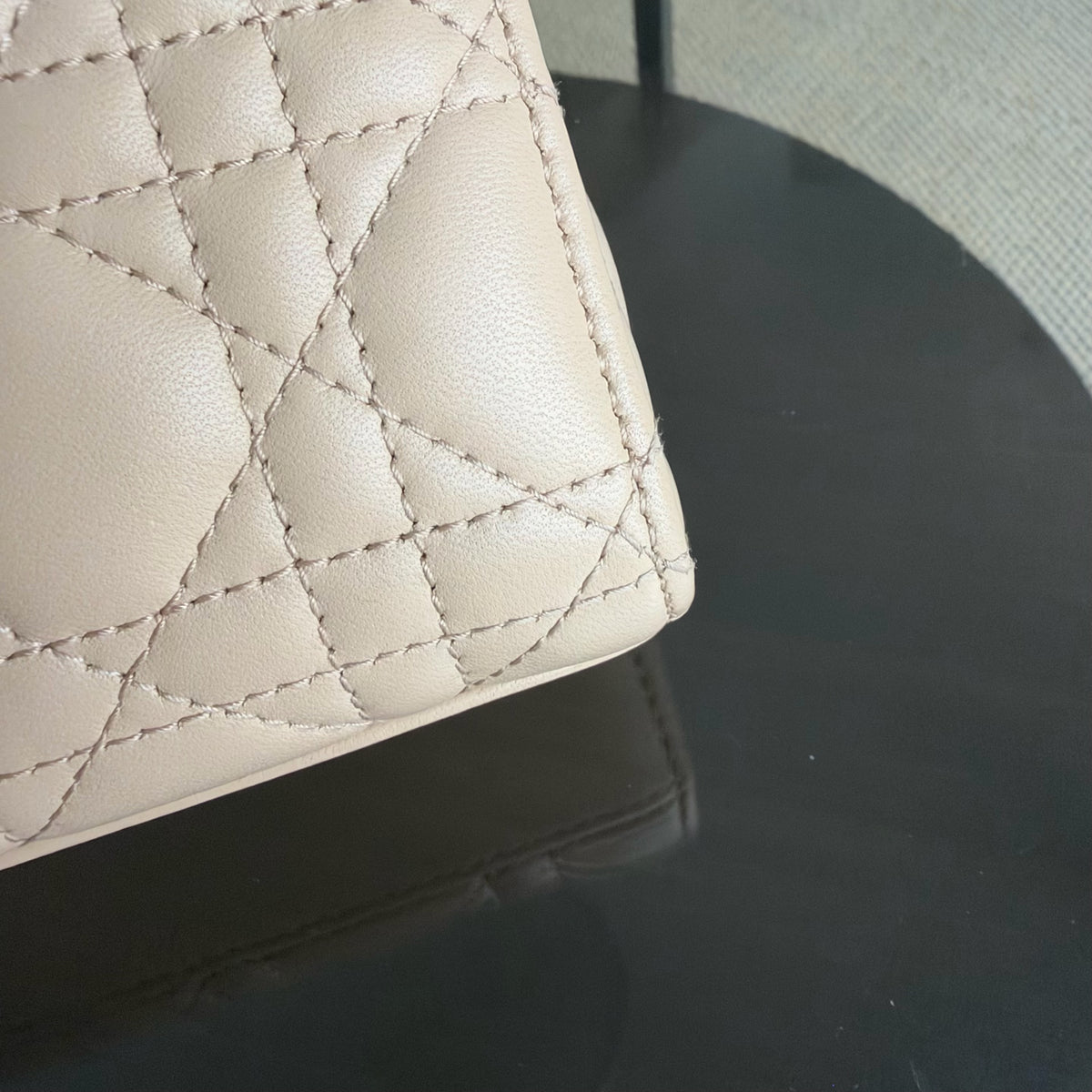 Dior D-joy Medium - Cannage Lambskin Beige Gold Hardware