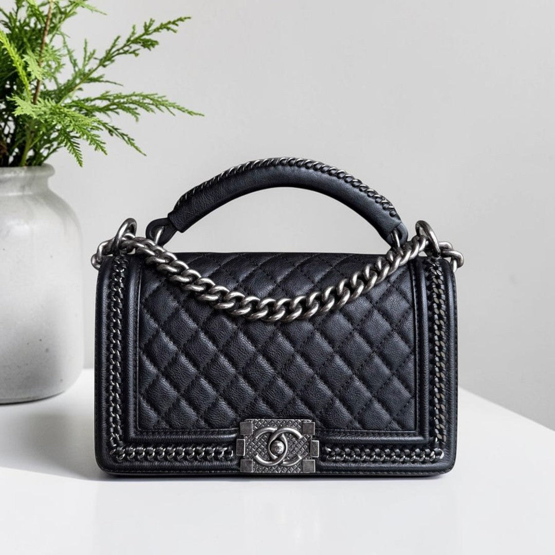 Chanel Boy Handle Old Medium 25CM Black Quilted Caviar With Handle Chain Around Ruthenium Silver Hardware Series 23