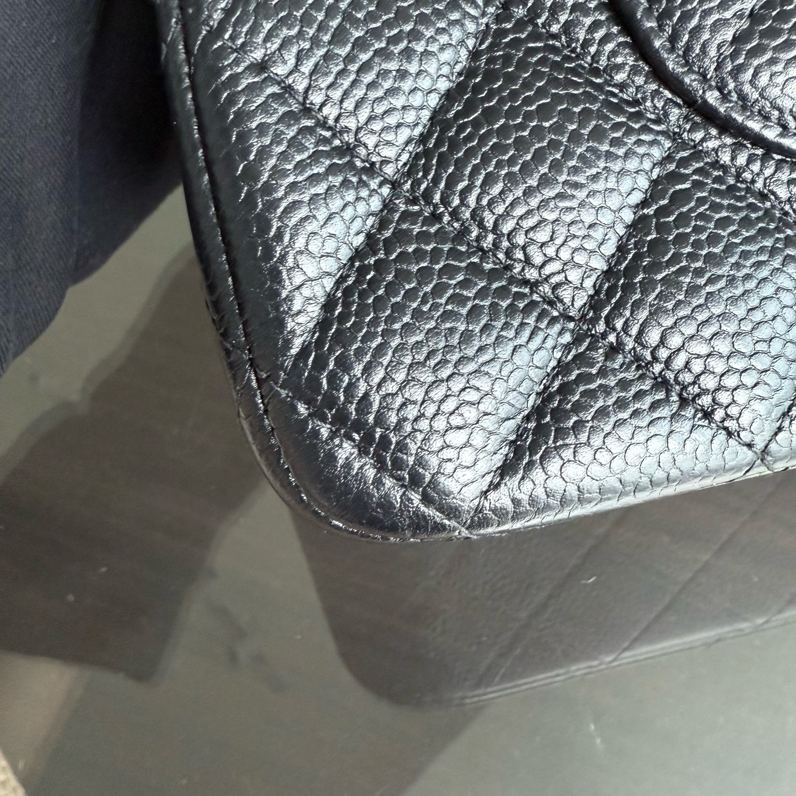 Chanel Classic Flap Medium - Caviar 25CM Quilted Grained Calfskin Black Gold Hardware Series 25