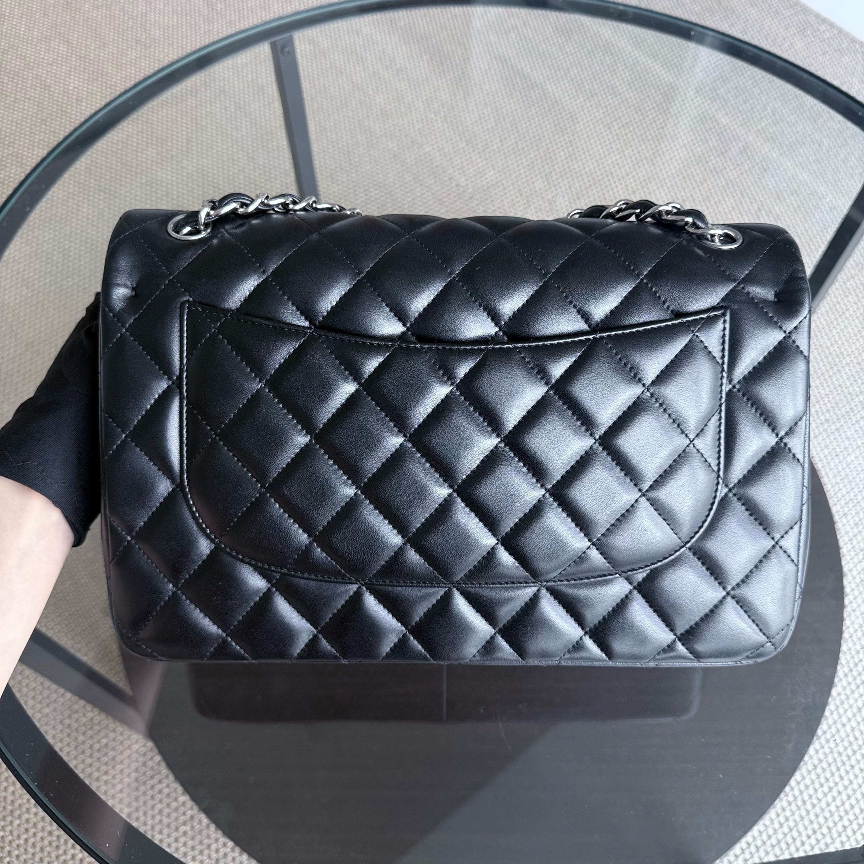Chanel Classic Flap Jumbo - Double Flap 30CM Quilted Lambskin Black Silver Hardware