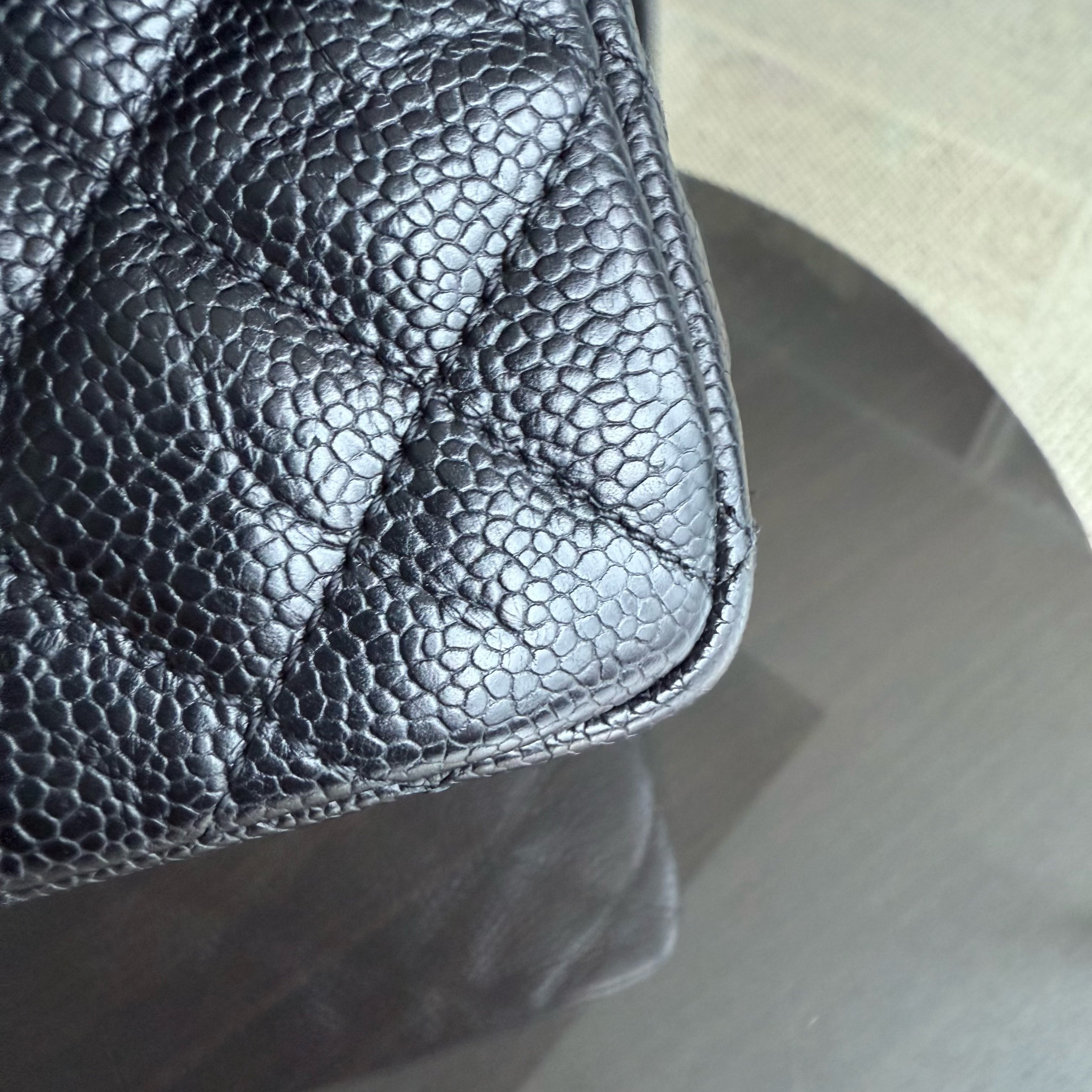 Chanel Seasonal Two-Tone Flap - Caviar 28CM Quilted Black Gold Hardware Series 21