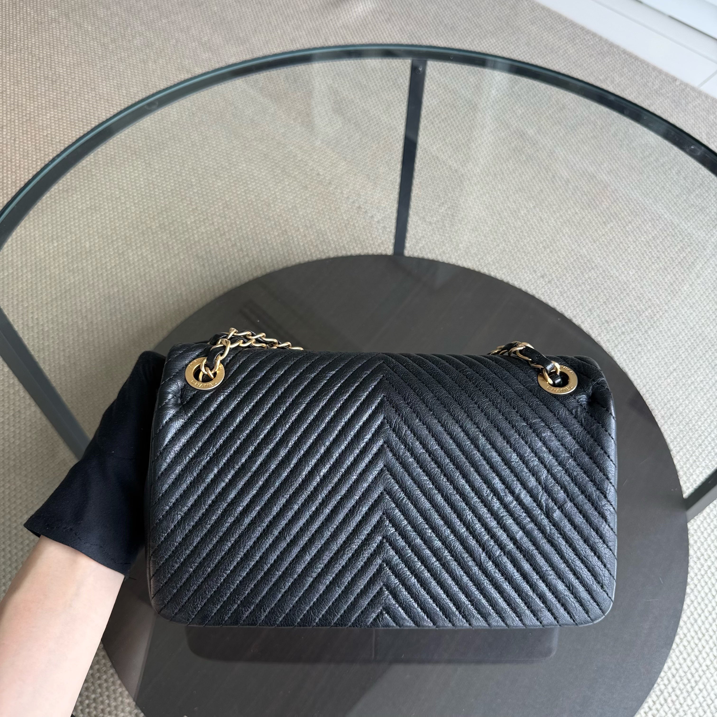 Chanel Seasonal Flap Surpique CC Herringbone Medallion Medium - 25CM Flap Chevron Goatskin Black Gold Hardware Series 20