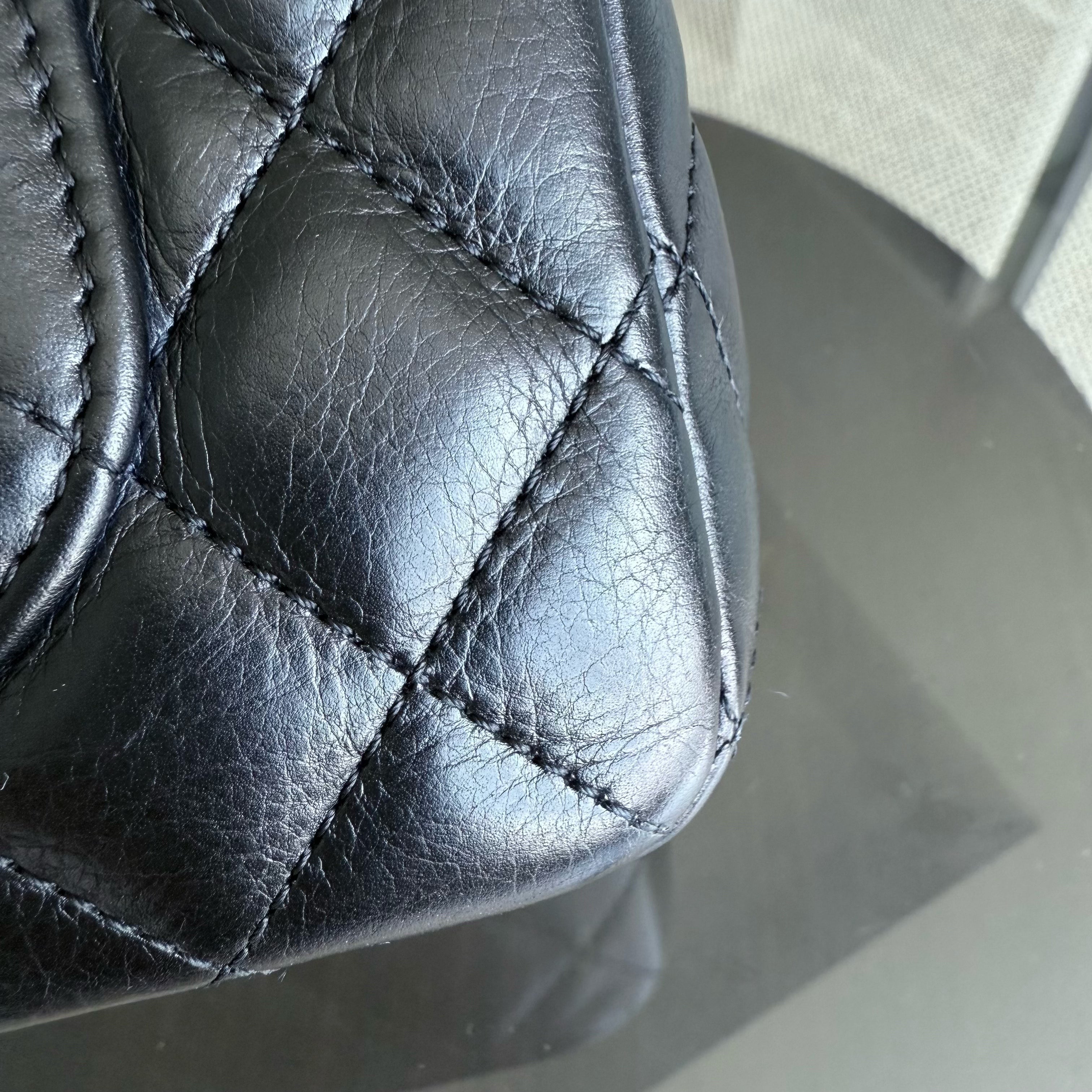 Chanel Rock The Corner Seasonal Flap Small - 20CM Quilted Calfskin Midnight Blue Gold Hardware Series 24