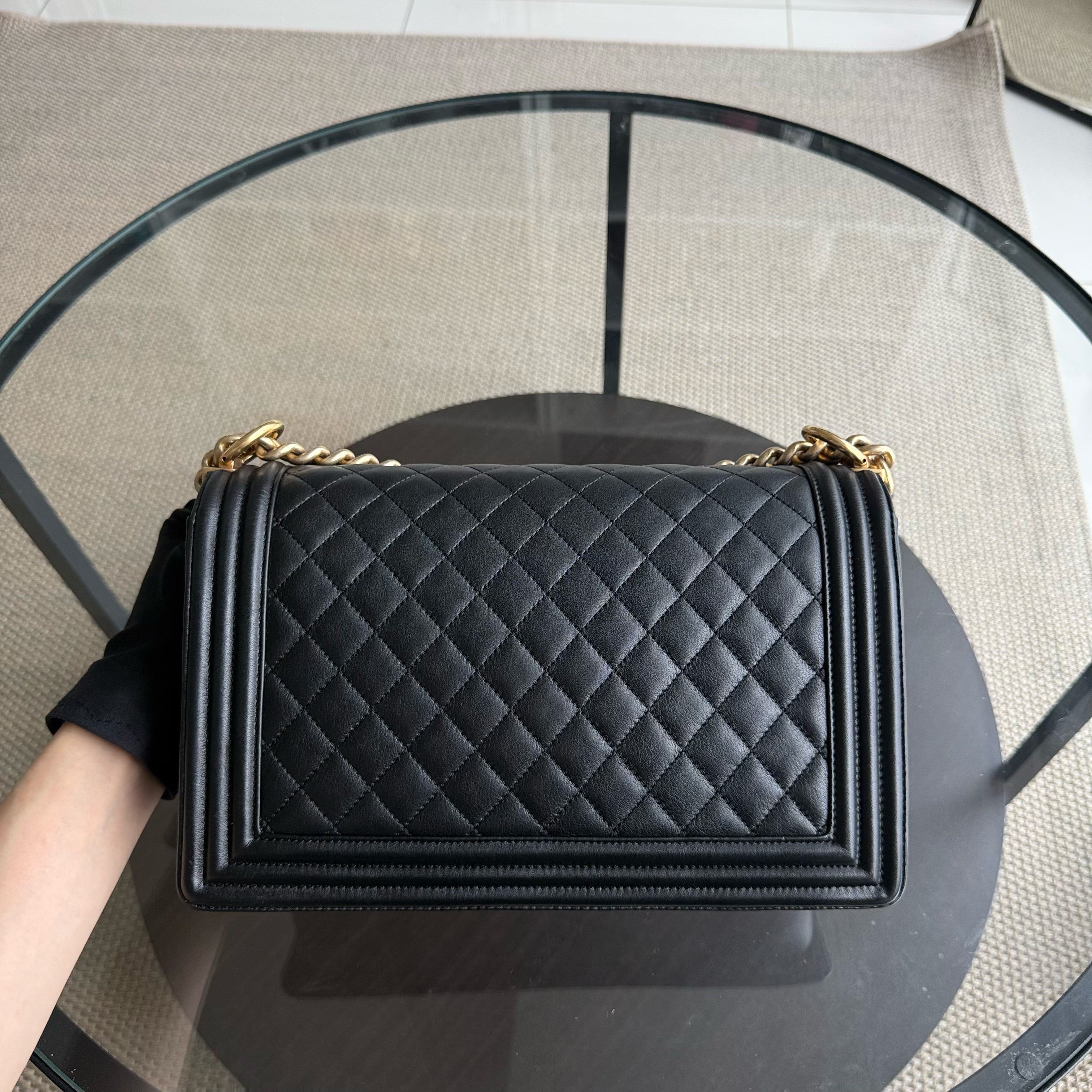 Chanel Boy New Medium - Calfskin 28CM Quilted Black Gold Hardware Series 20