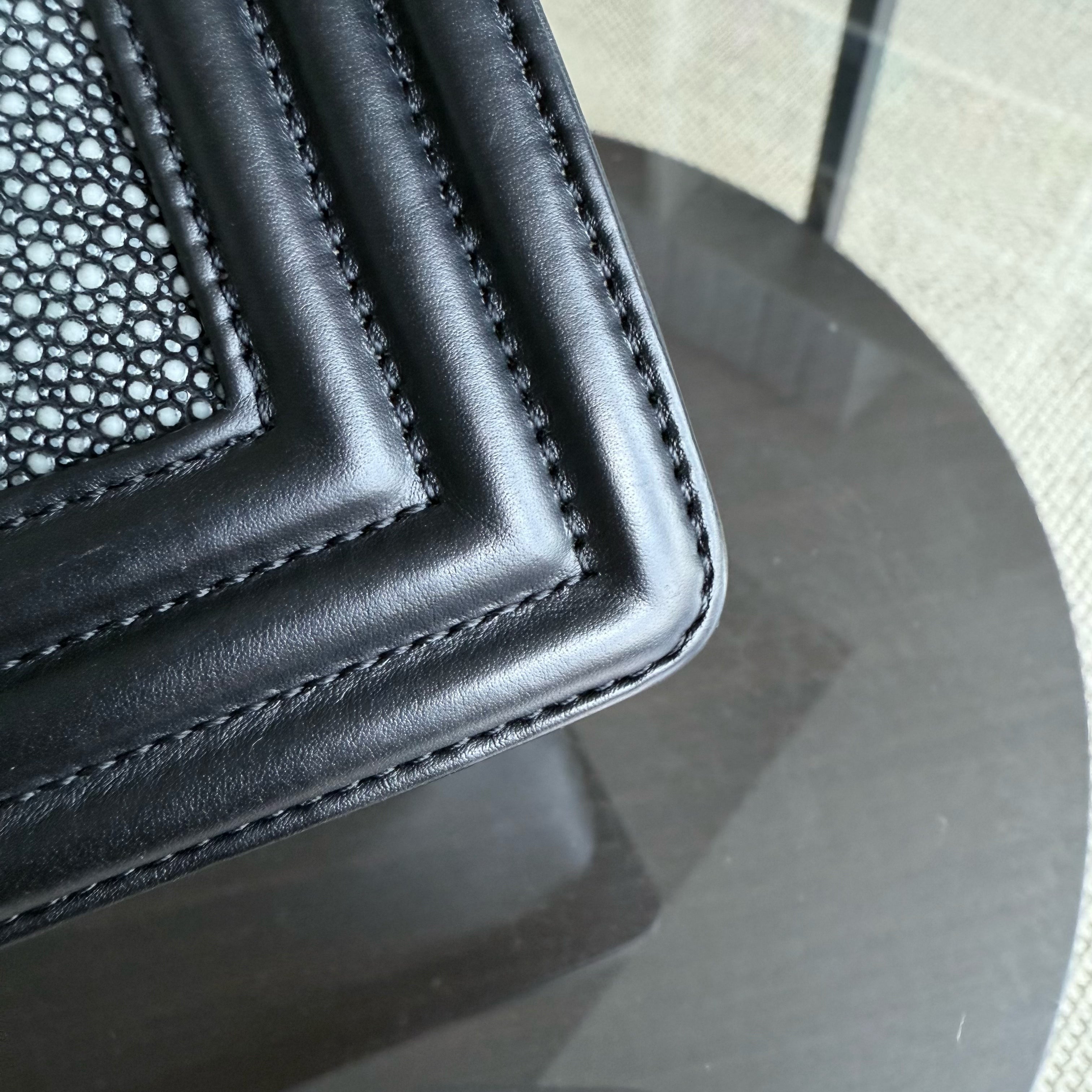 Chanel Boy Small Exotic Limited Edition - Stingray Black Ruthenium Silver Hardware Series 18