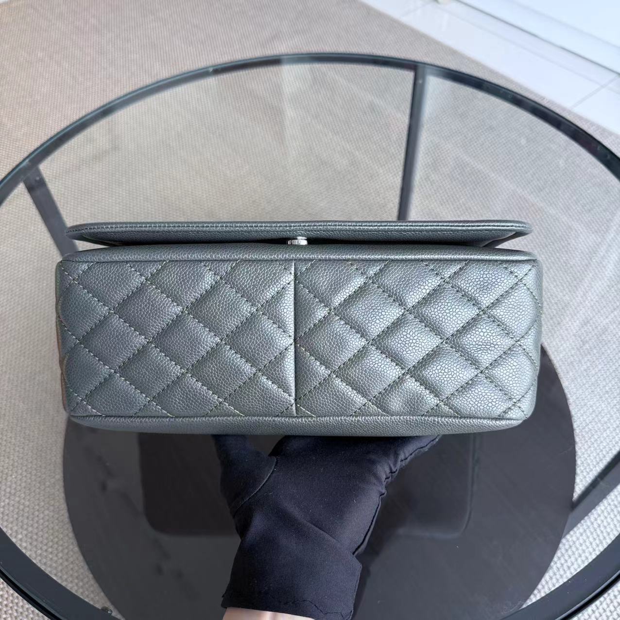 Chanel Caviar Seasonal Jumbo CC Flap 29CM Green Silver Hardware Series 15