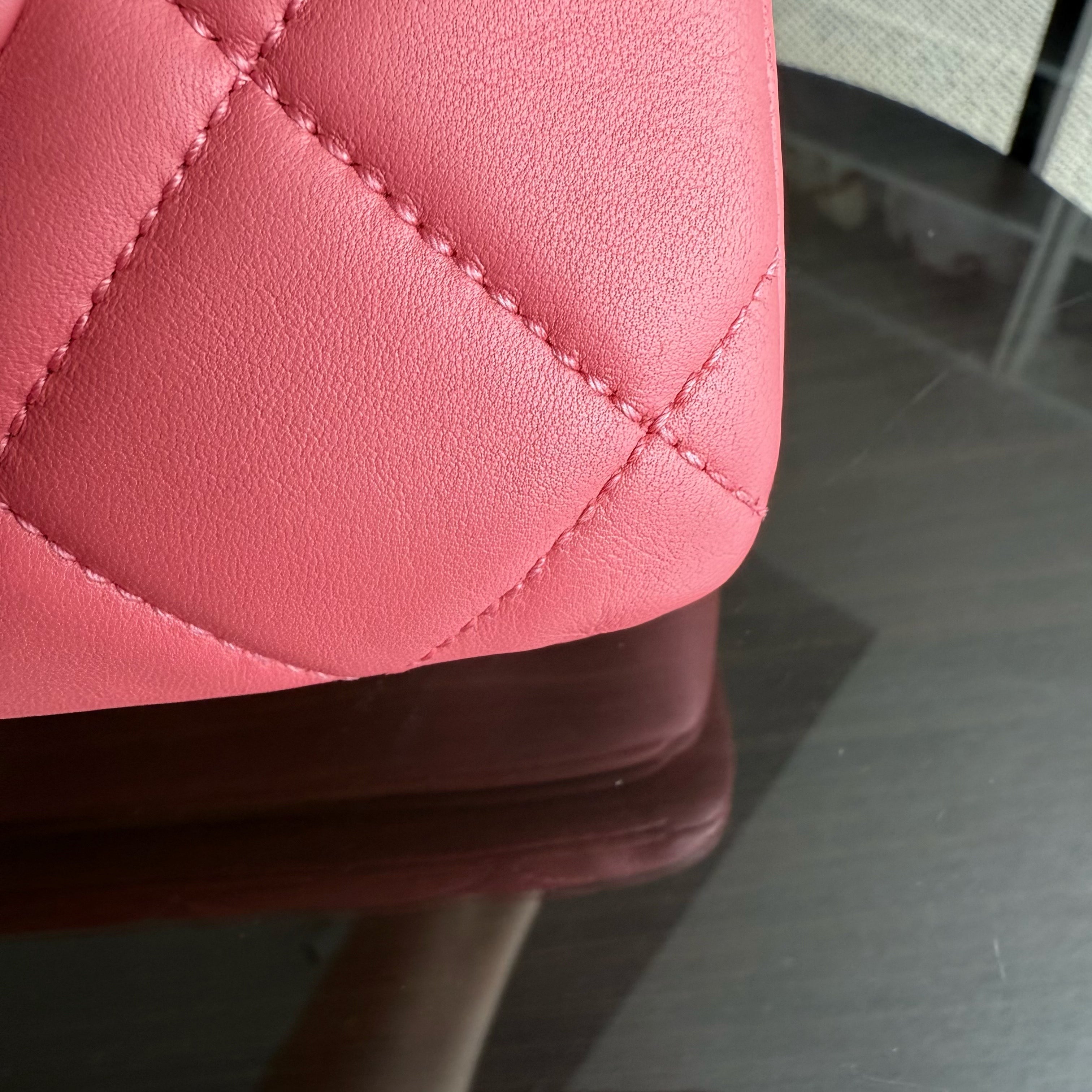 Chanel Trendy CC Small - Quilted Lambskin Pink Gold Hardware