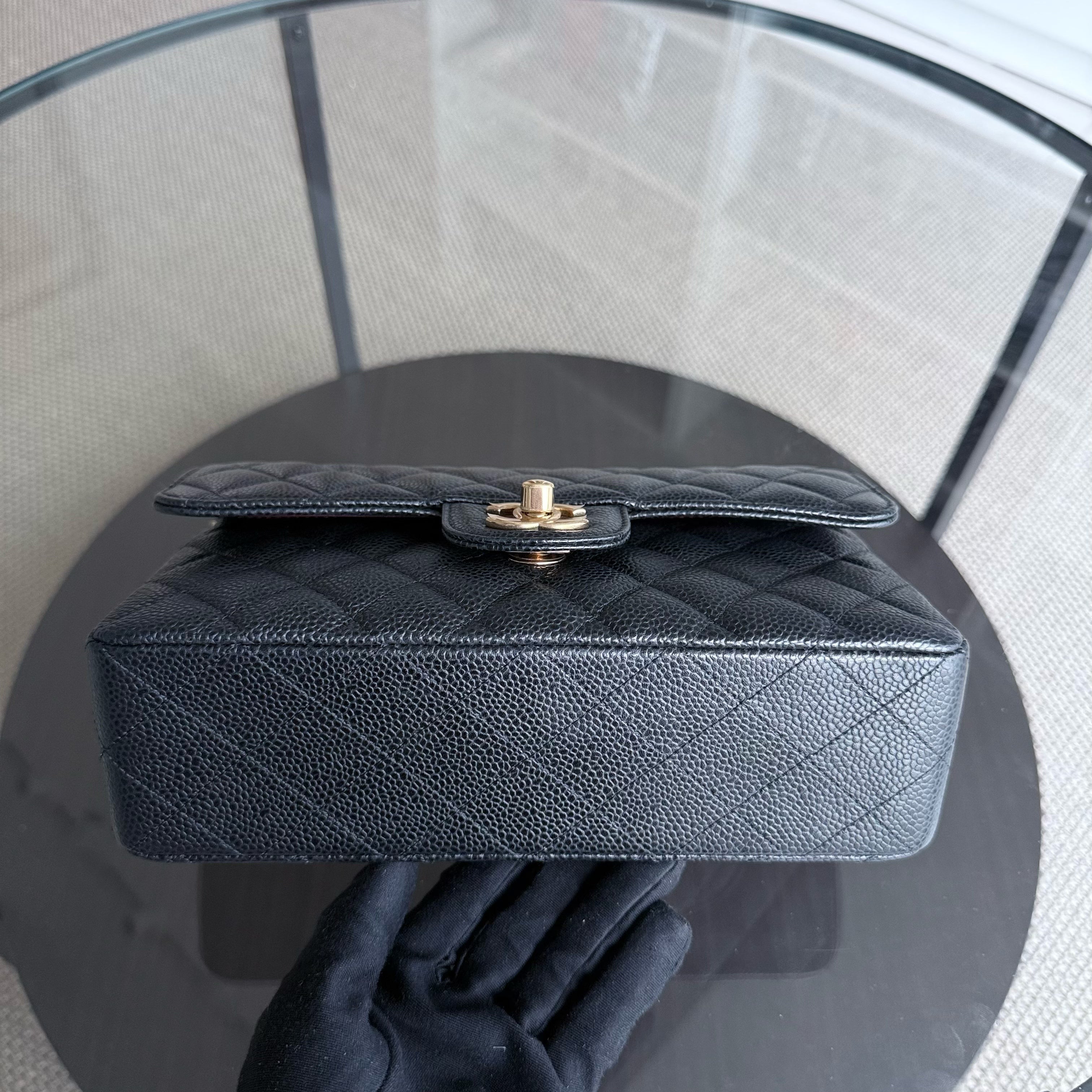 Chanel Classic Flap Small - Caviar 23CM Quilted Black Gold Hardware Series 30