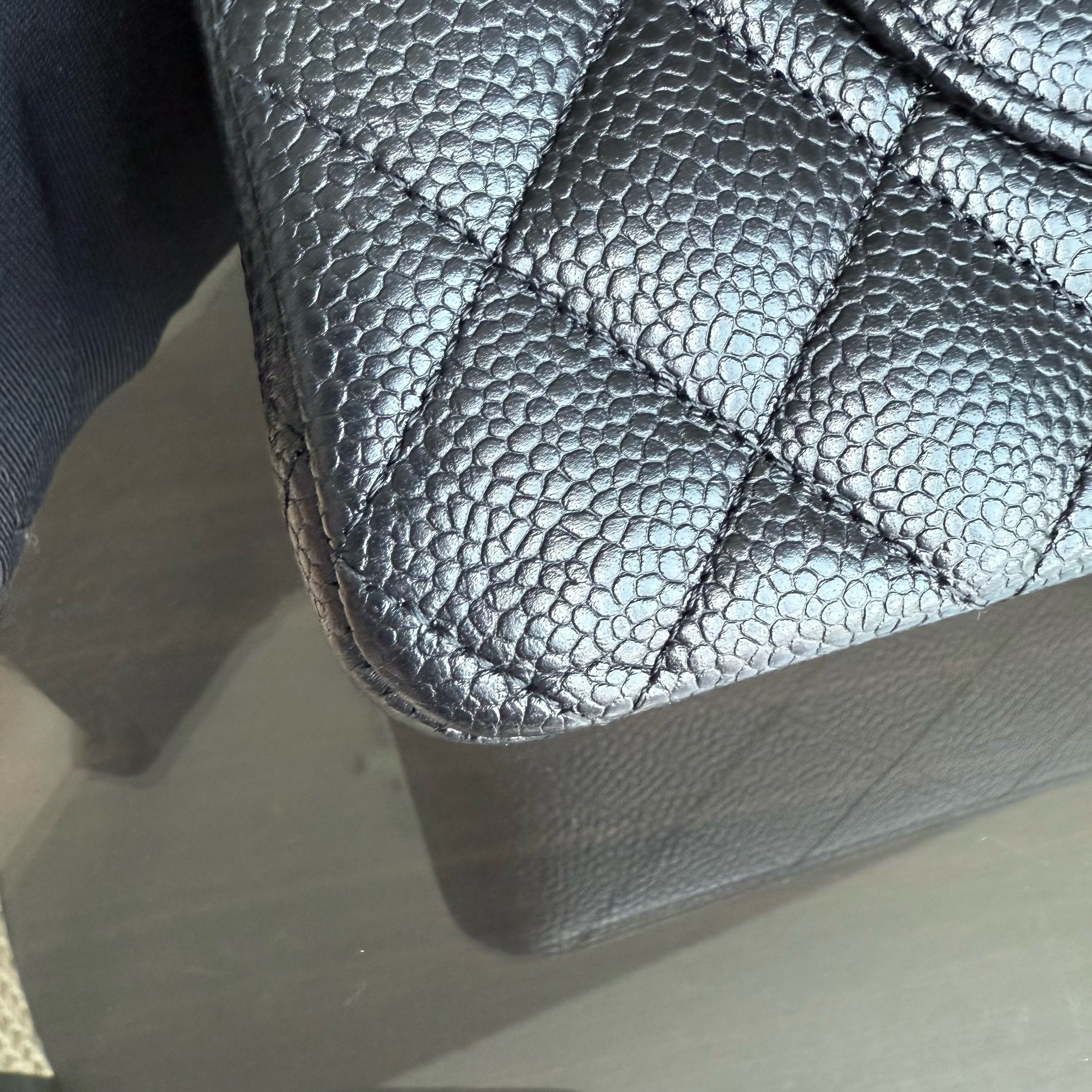 Chanel Classic Flap Medium - Caviar 25CM Quilted Black Gold Hardware Series 19