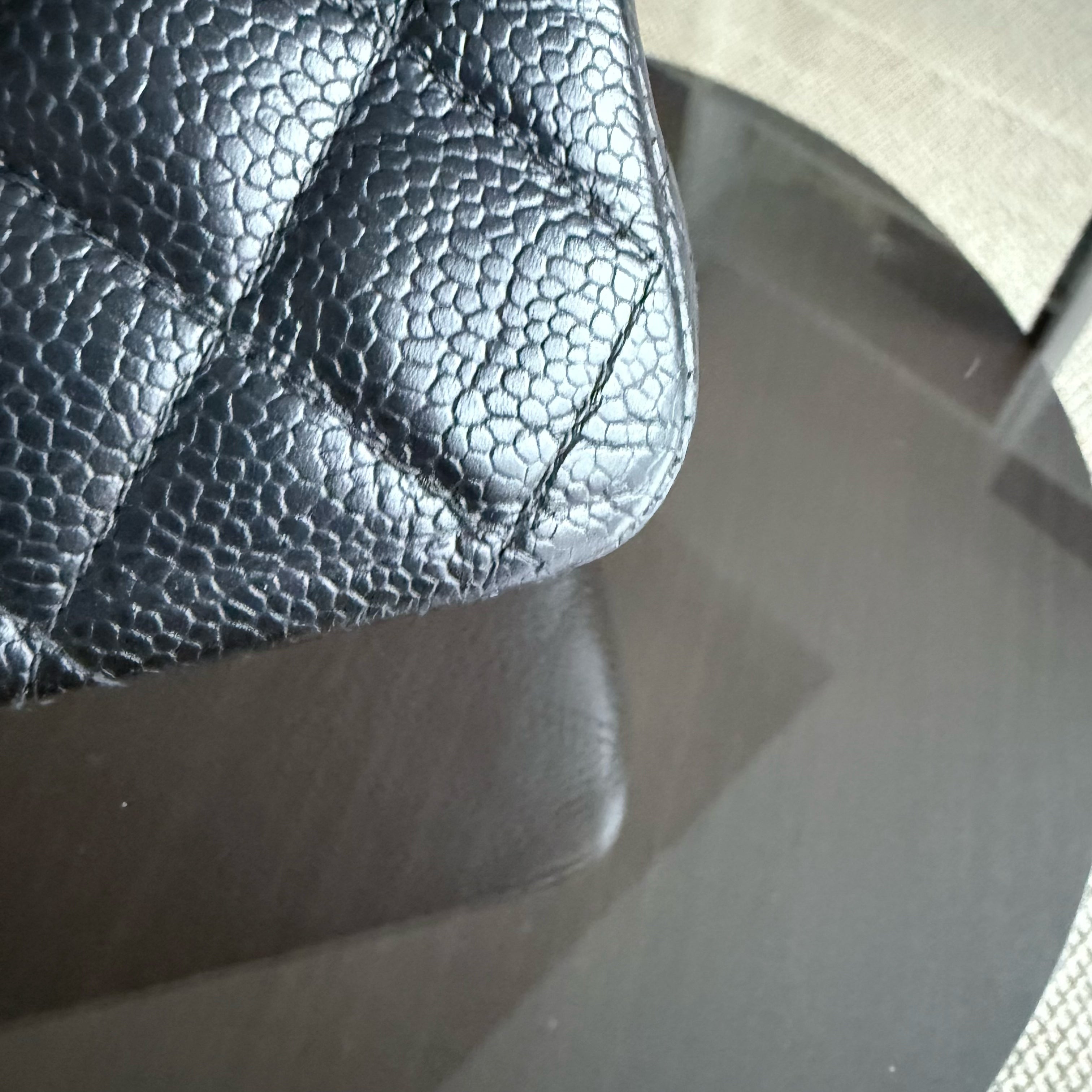 Chanel Classic Flap Medium - Caviar 25CM Quilted Black Gold Hardware Series 10