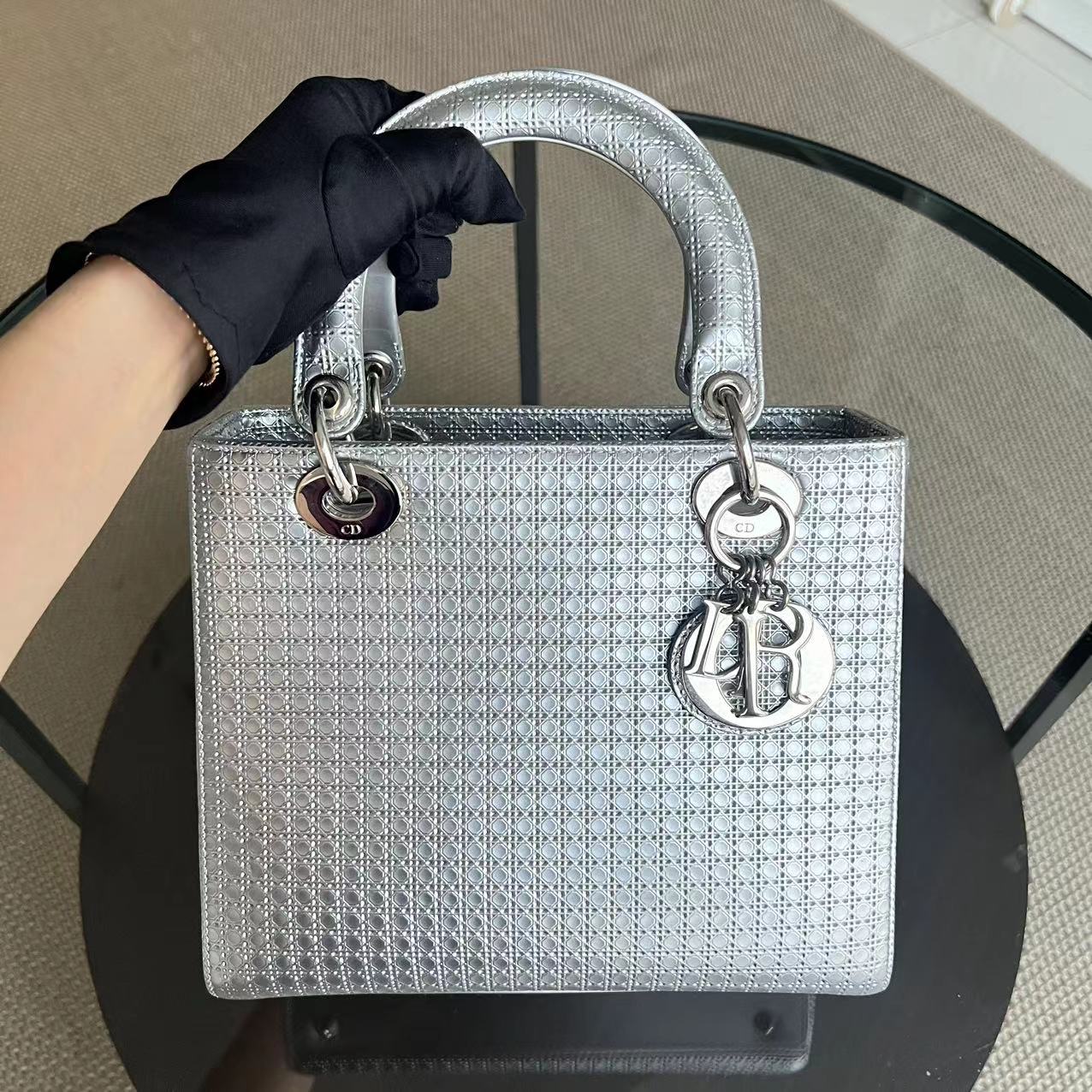 Dior Lady Medium - Metallic Micro-cannage Silver Hardware