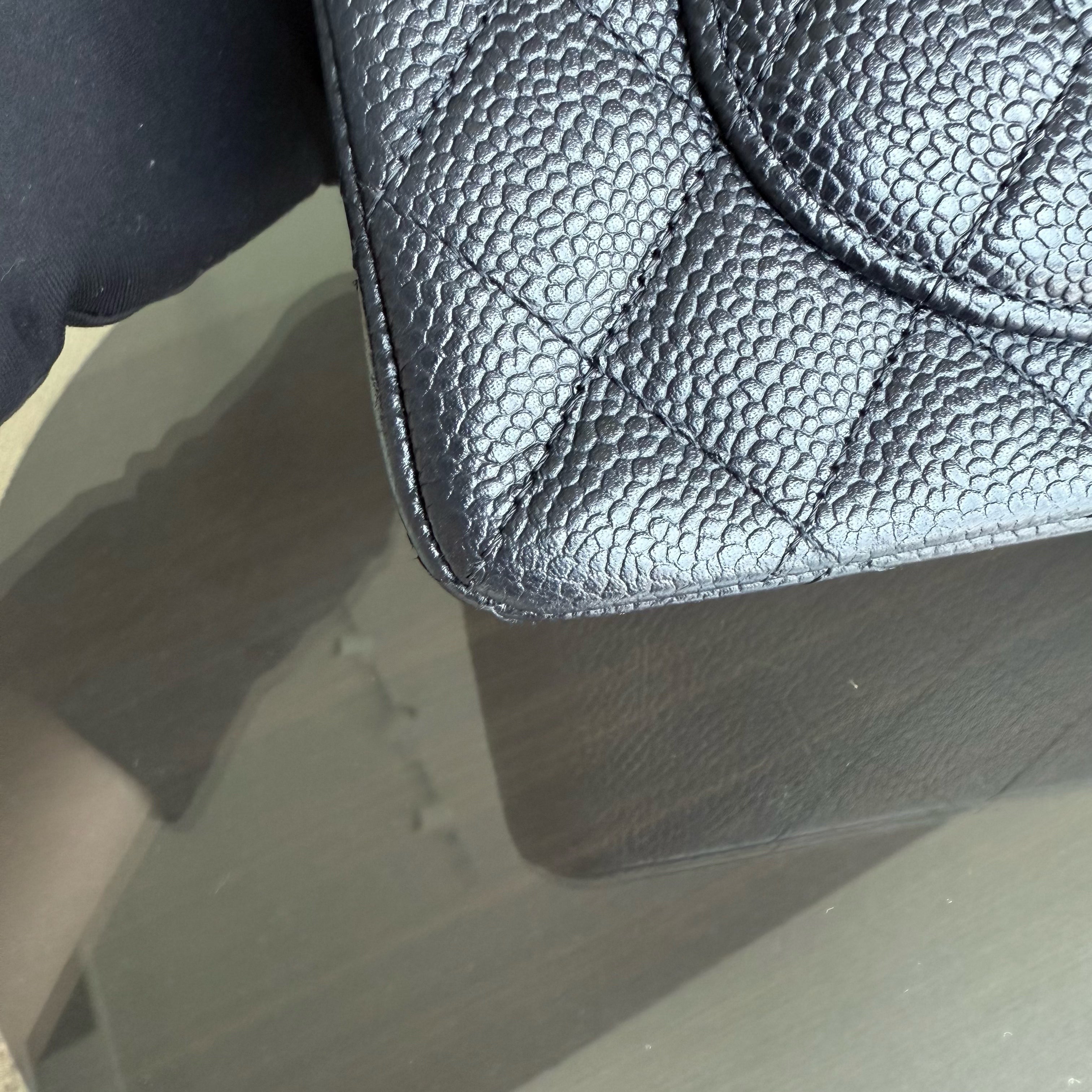 Chanel Classic Flap Small - Caviar 23CM Quilted Black Gold Hardware Series 16
