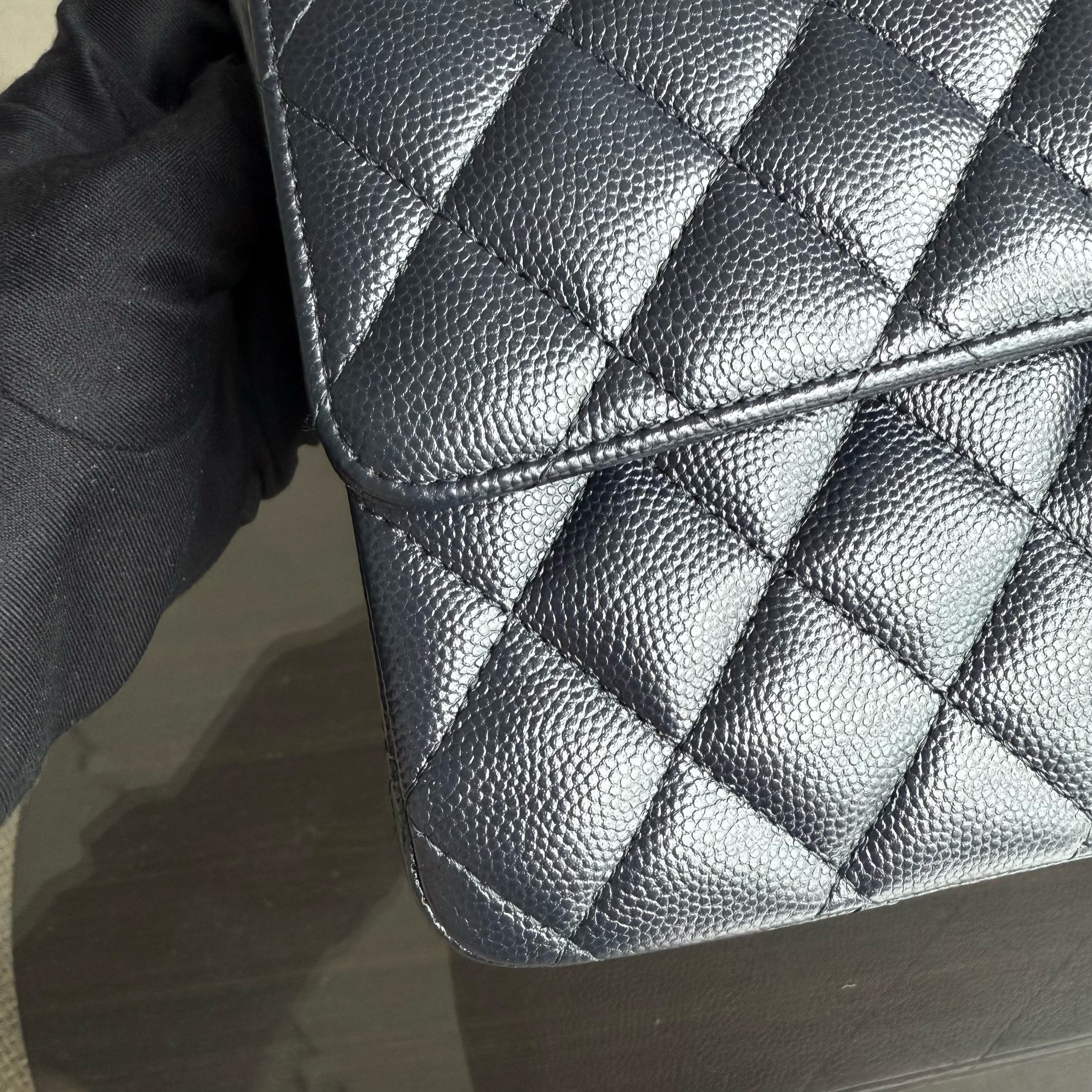Chanel Classic Flap Medium - Caviar 25CM Quilted Mid-night Dark Blue Gold Hardware Series 28
