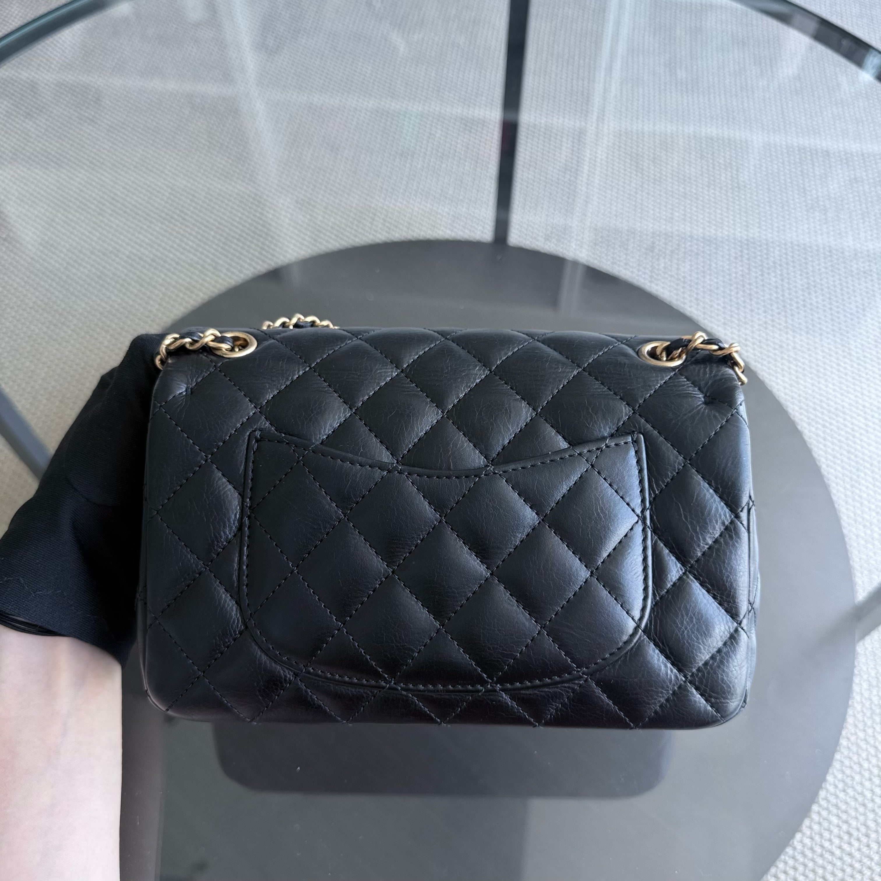 Chanel Rock The Corner Seasonal Flap Small - 20CM Quilted Calfskin Midnight Blue Gold Hardware Series 24