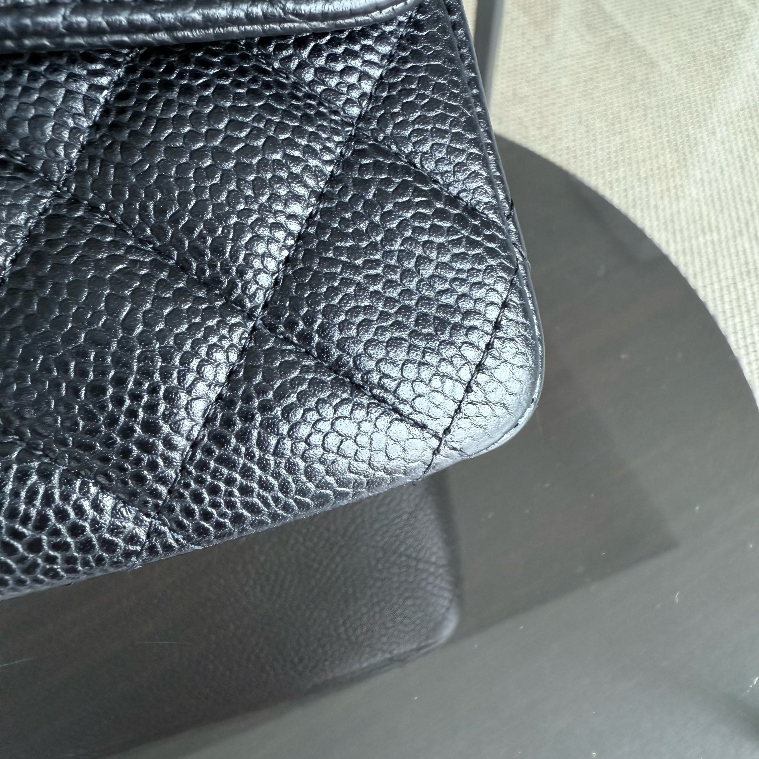 Chanel Classic Flap Medium - Caviar 25CM Quilted Grained Calfskin Black Gold Hardware Series 14