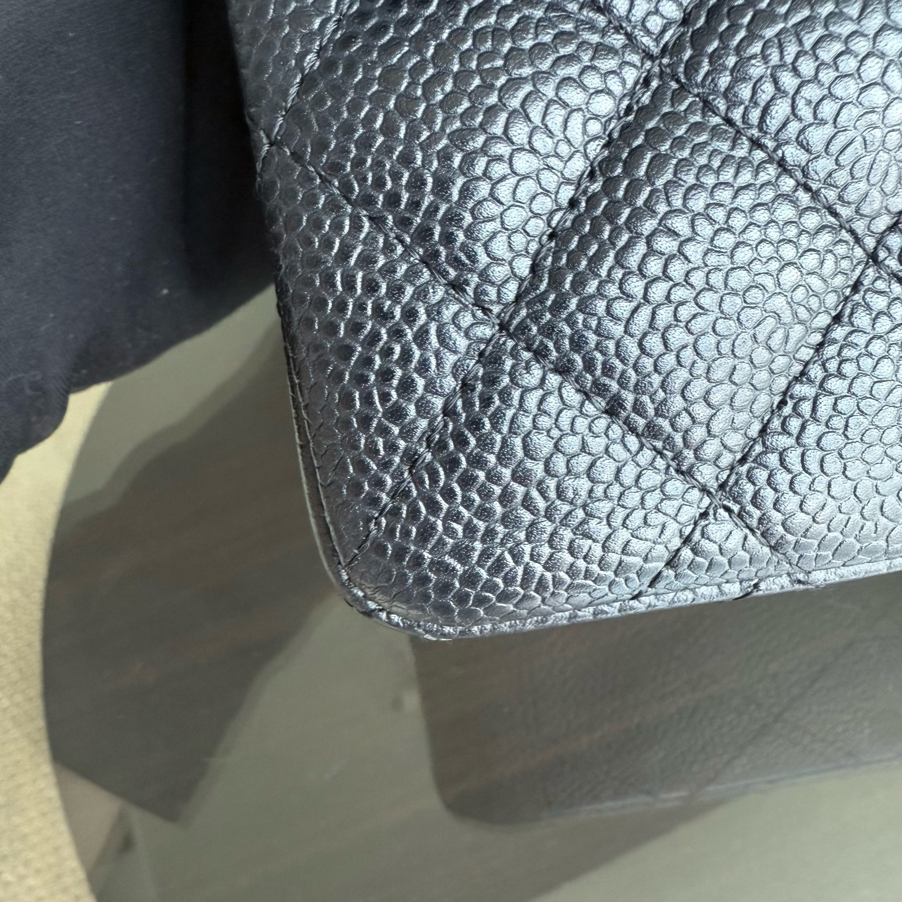 Chanel Classic Flap Small - Caviar 23CM Quilted Black Gold Hardware Series 16