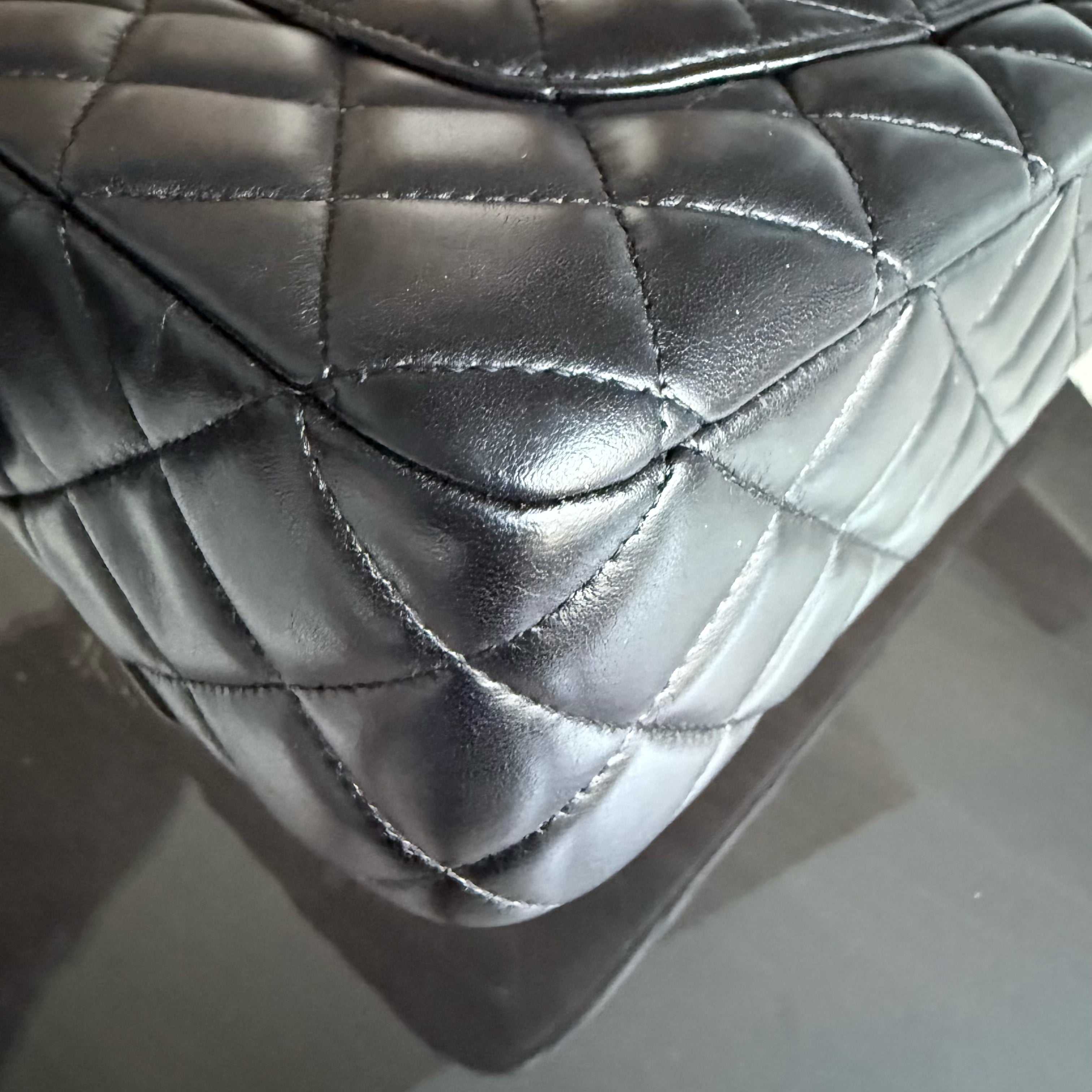 Chanel Classic Flap Seasonal - Valentines Special Edition 25CM Quilted Lambskin Black Gold Hardware Series 19