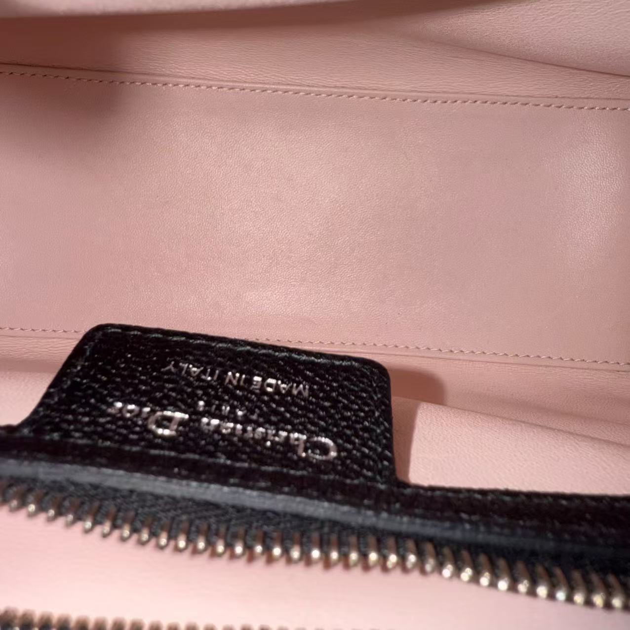 *Rare Caviar* Dior Lady Medium - Grained Calfskin Cannage Black Silver Hardware