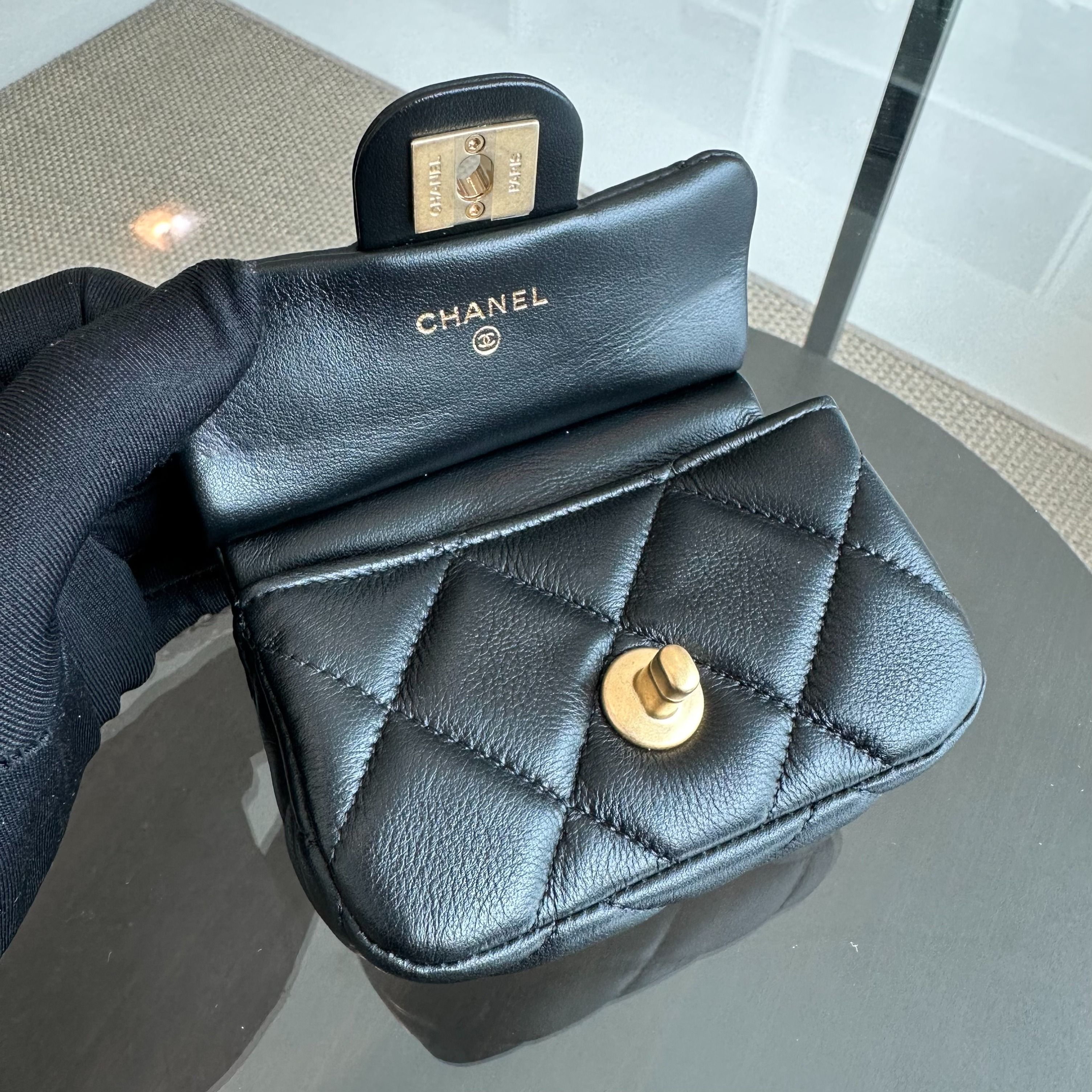*Brand New* Chanel Flap Lambskin Cardholder with Chain 21A Black GHW No 31 - Luxury Evermore