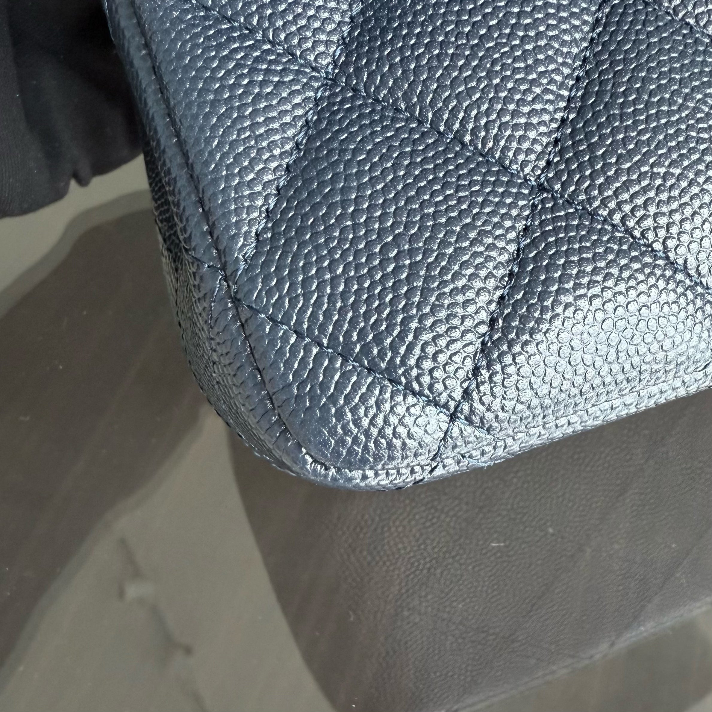 Chanel Classic Flap Medium - Caviar 25CM Quilted Dark Navy Blue Light Gold Hardware Series 26