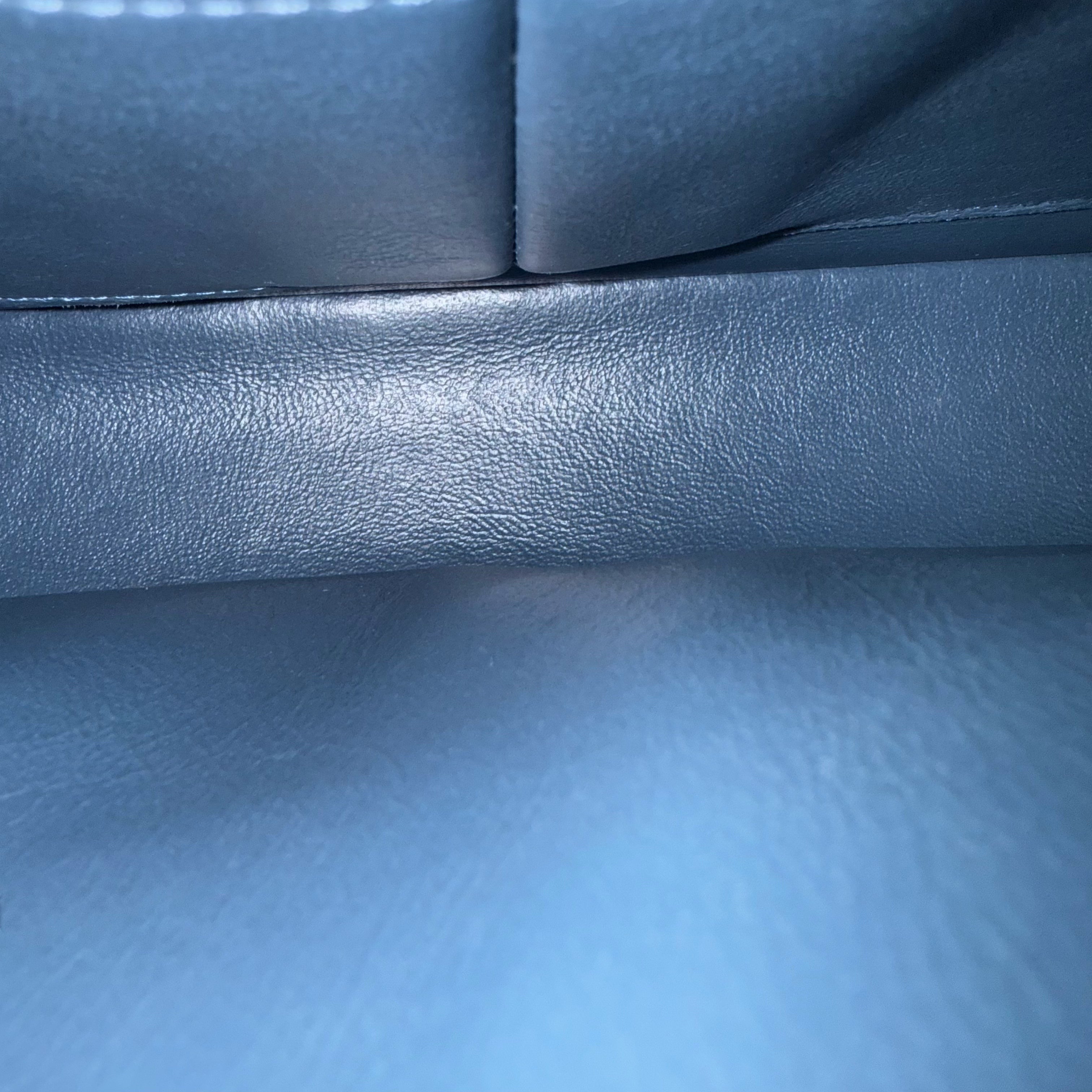 Chanel Classic Flap Medium - Caviar 25CM Quilted Iridescent Dark Blue Gold Hardware Series 25